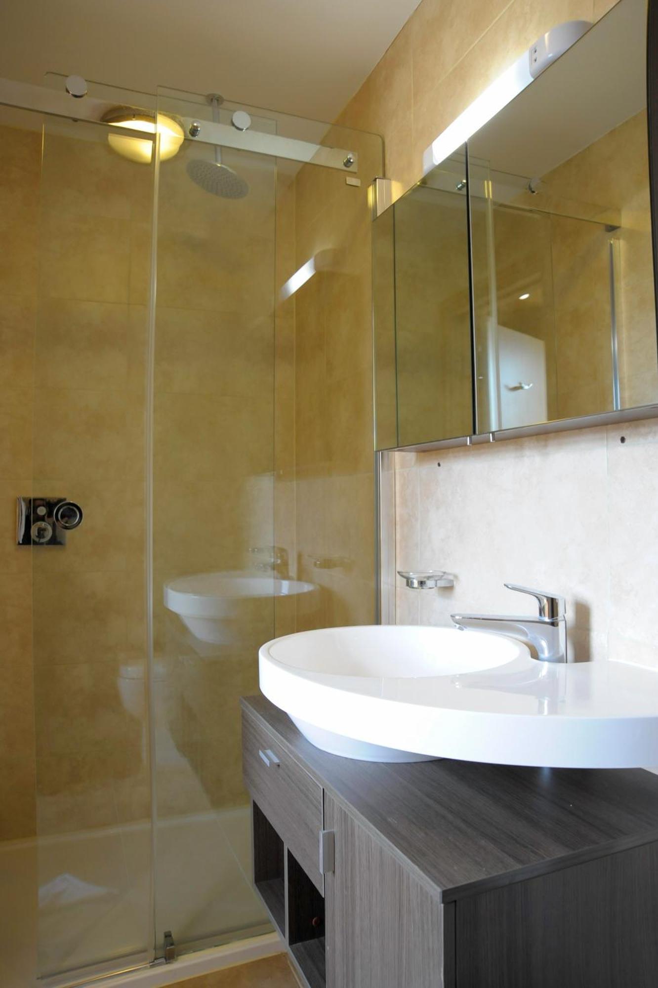Quarto Individual