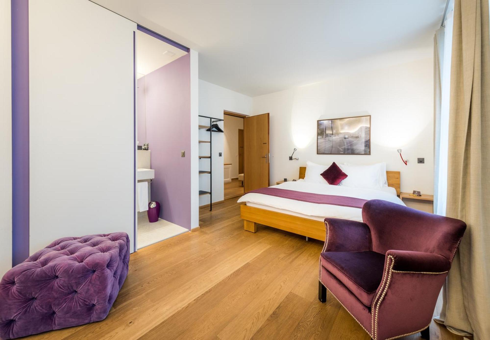 Classic Double Room,850165439:JPEG