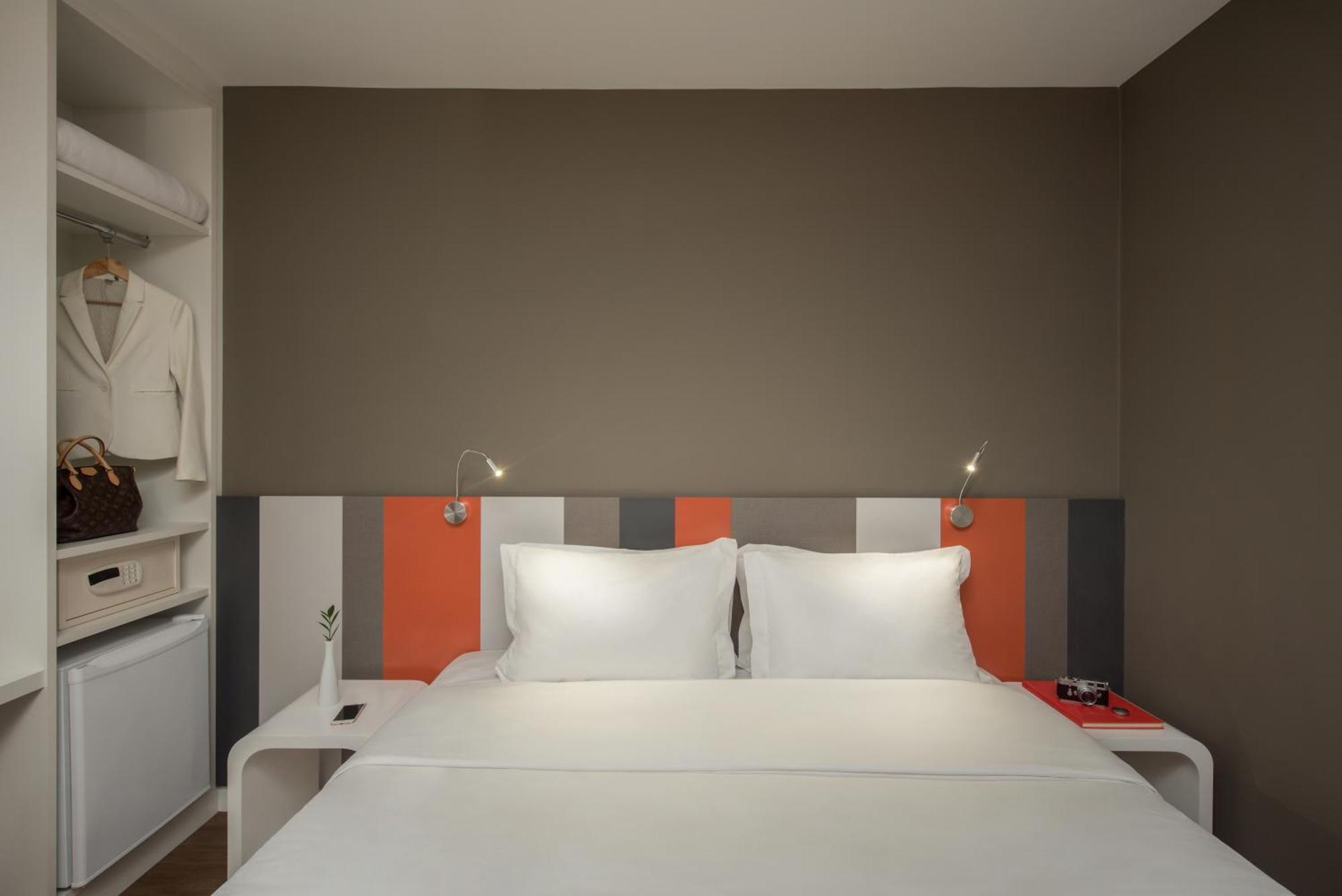 Standard Double Queen Bed