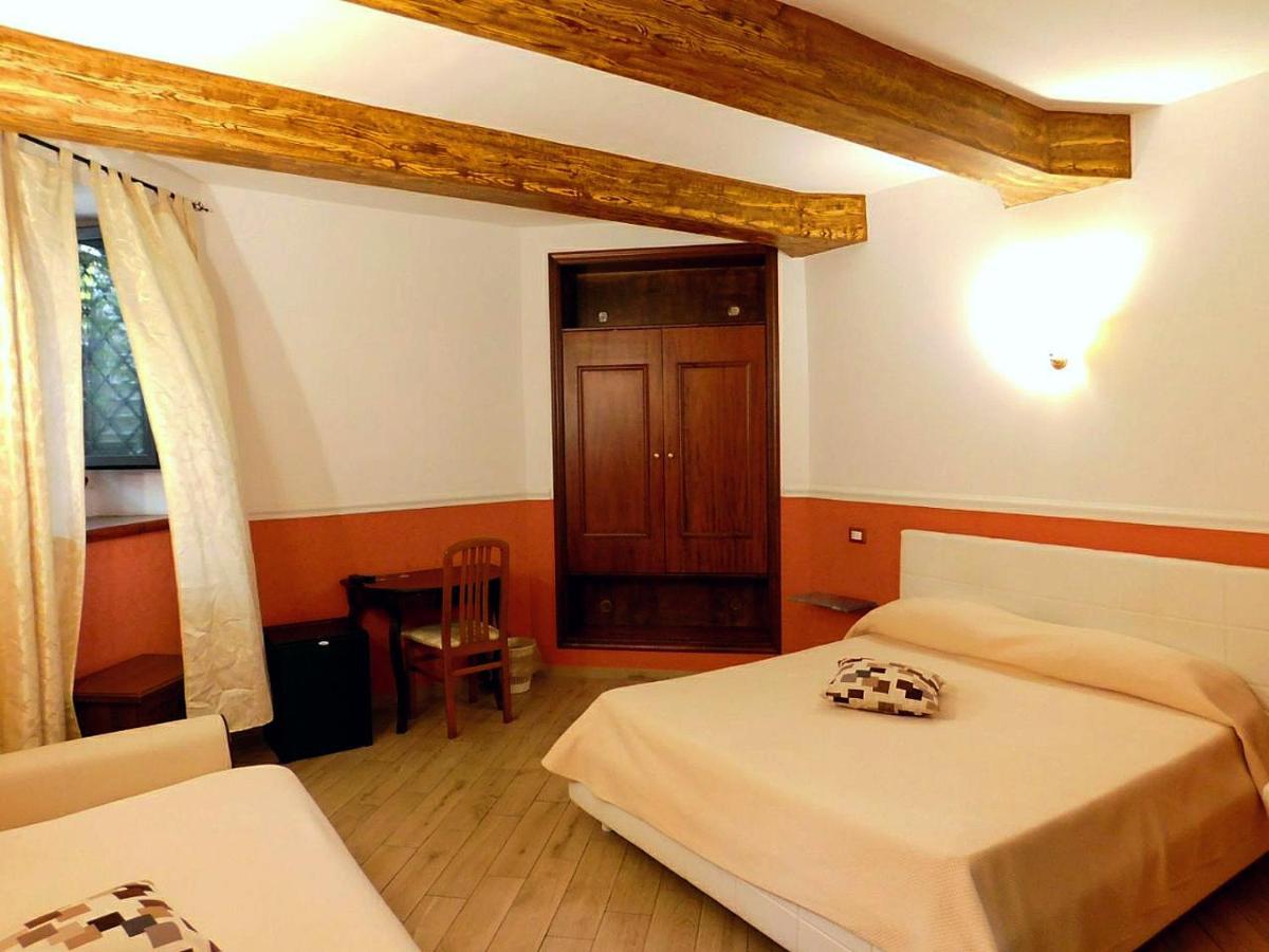 Camera Tripla con Bagno Privato