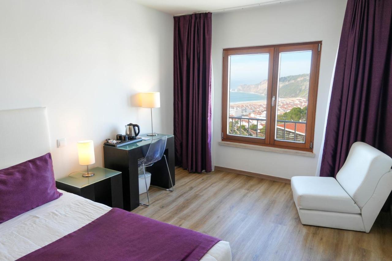 Double or Twin Room Sea View