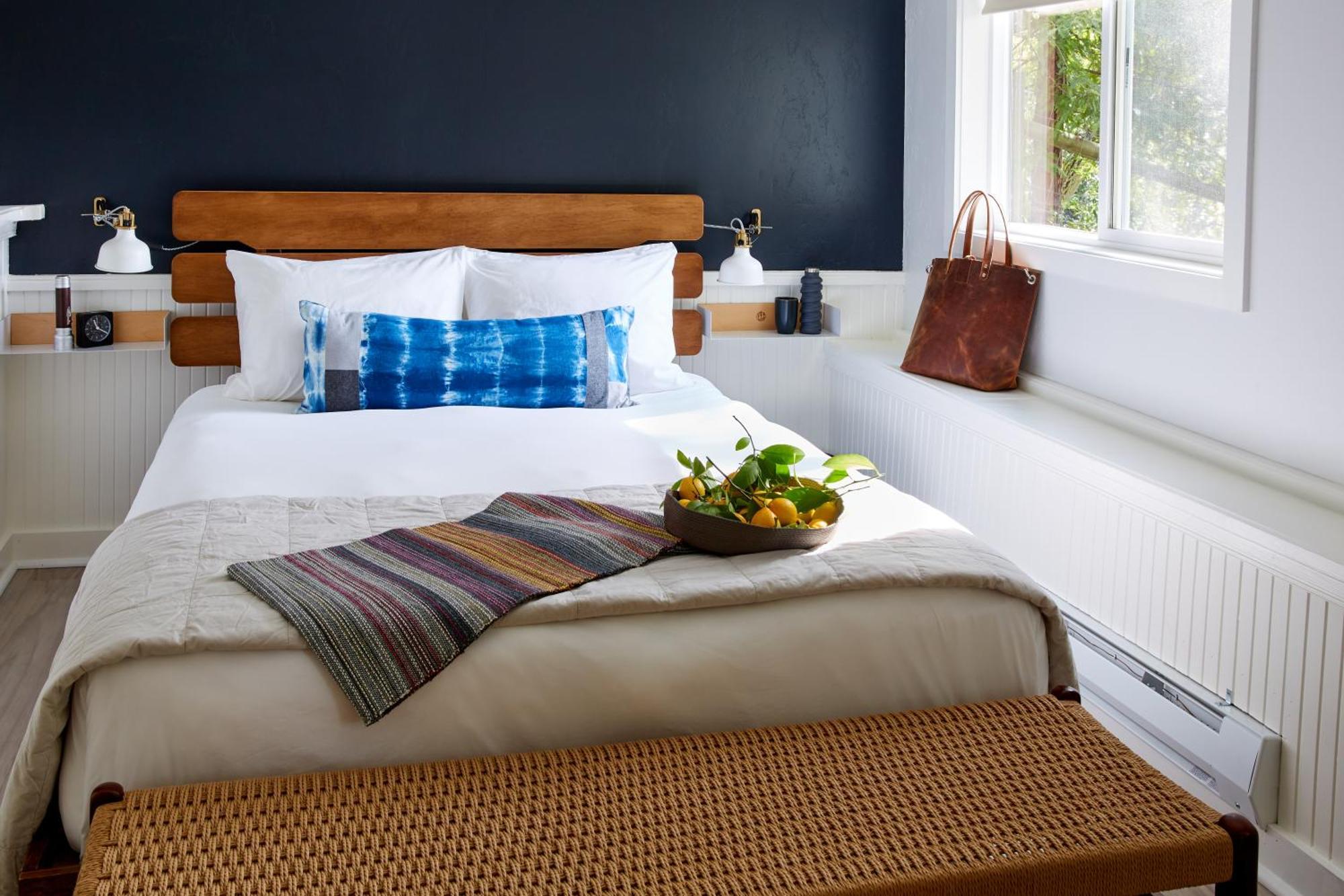 Queen Room,1500248083:JPEG