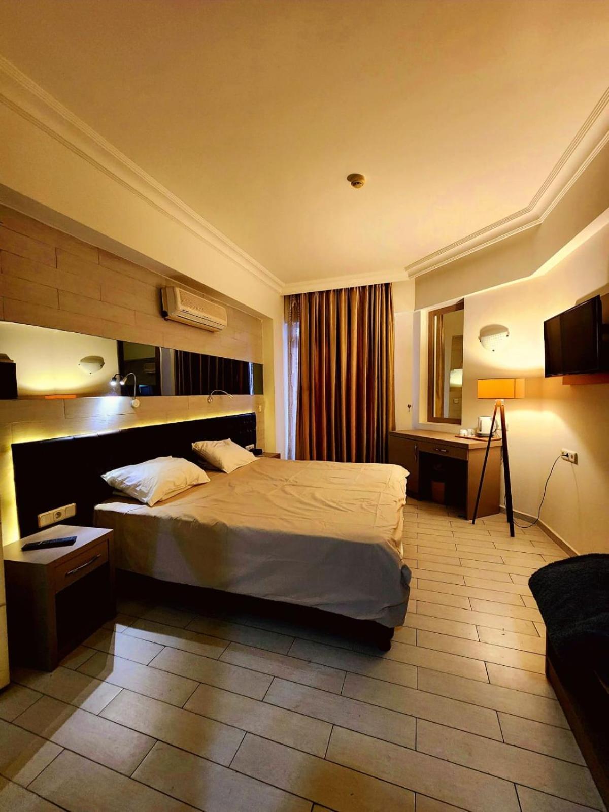 Standard Double or Twin Room with Balcony