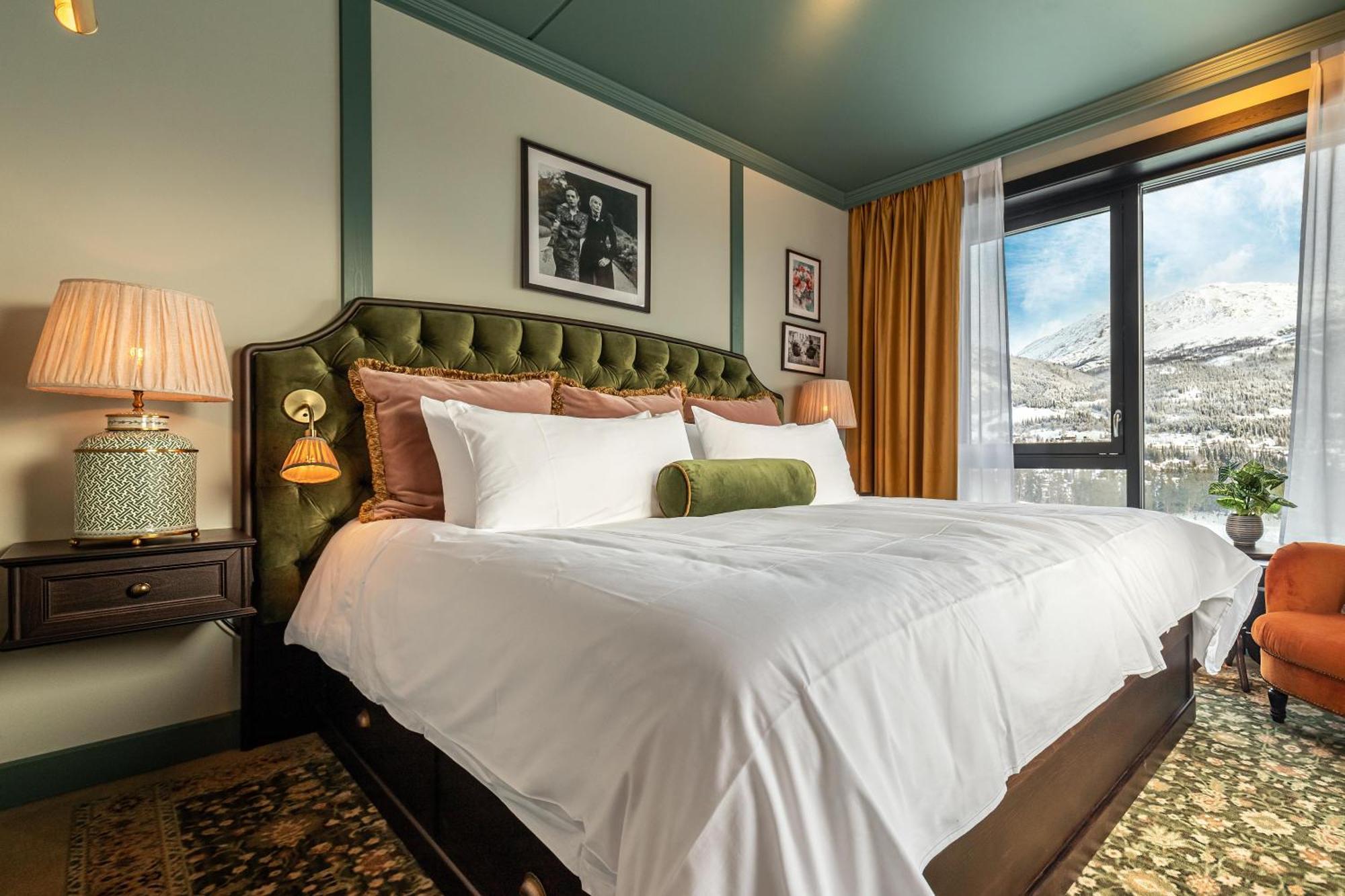 Standard Double Room Mountain View