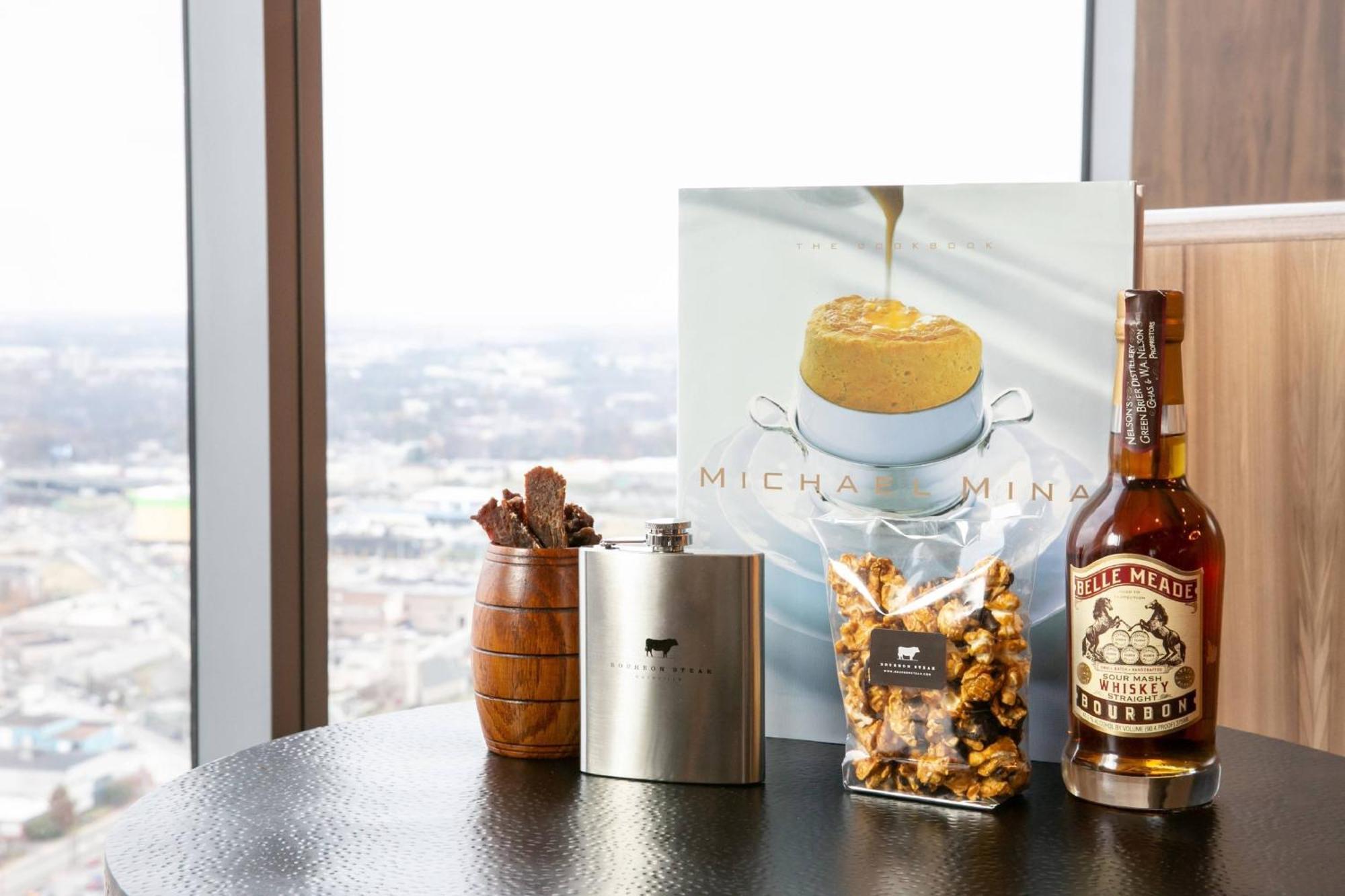 Executive King Suite,1525259074:JPEG