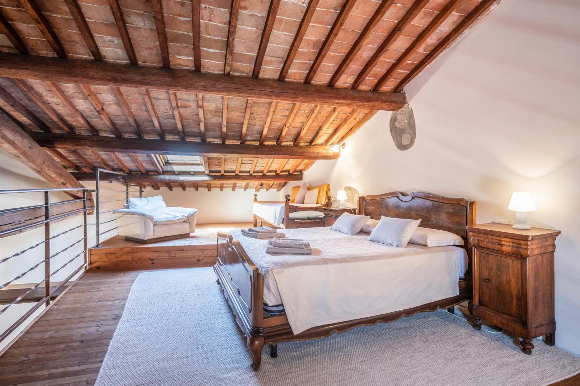 Appartamento con 3 Camere da Letto