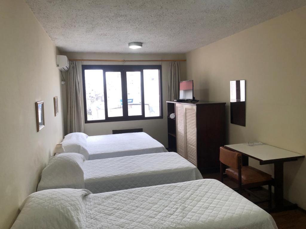 Family Room,1548854764:JPEG