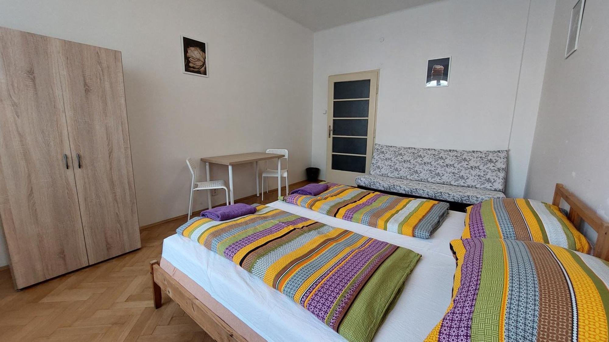 Two-Bedroom Apartment,1549270837:JPEG