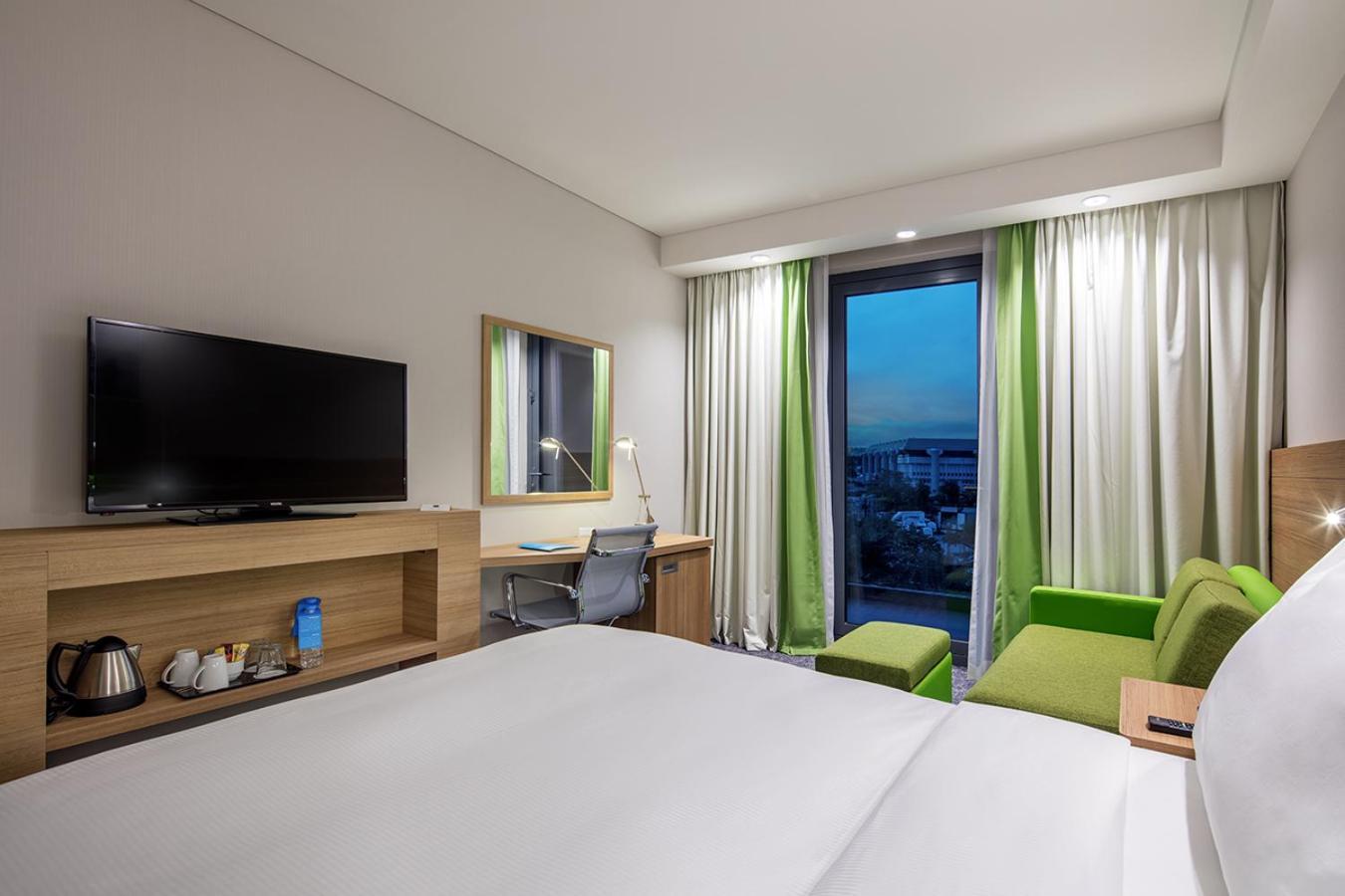 Queen Room with Sofa Bed