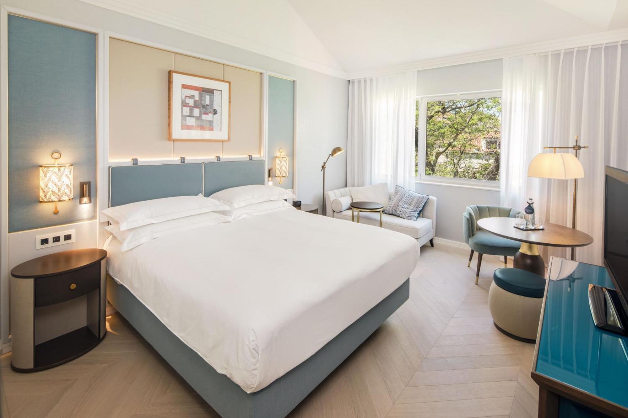 Quarto Superior com Cama King-size