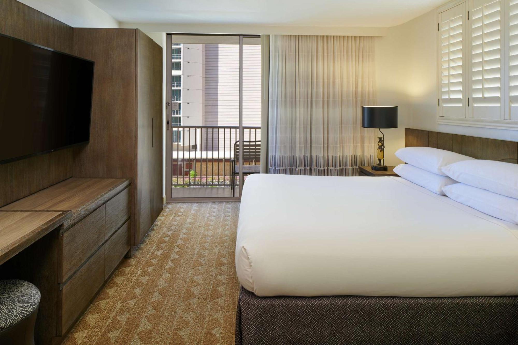 King Suite City View