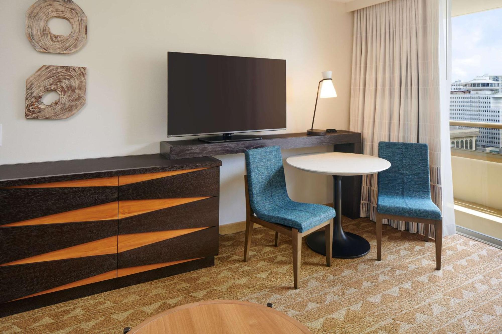 King Suite City View