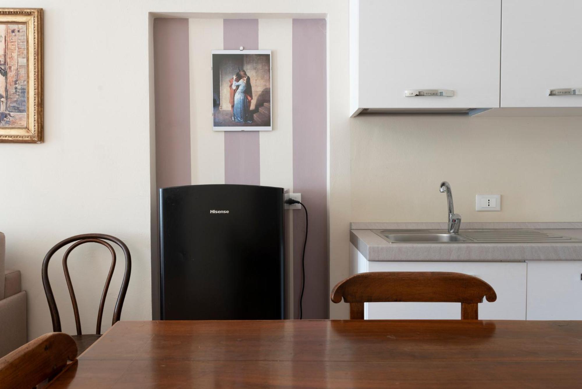 Deluxe Junior Suite Private External Bathroom