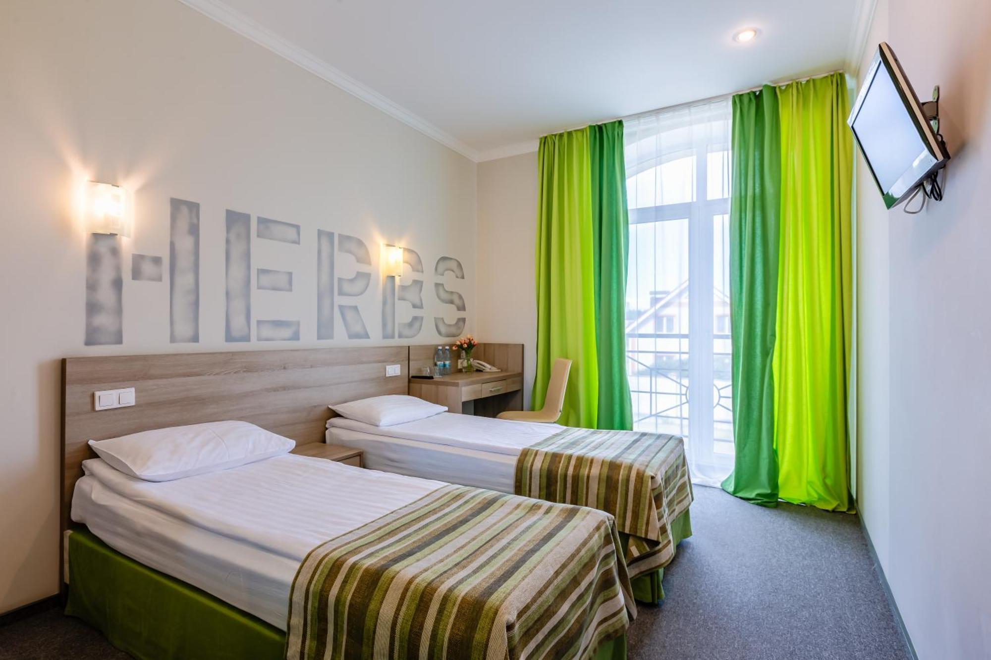 Standard Twin Room