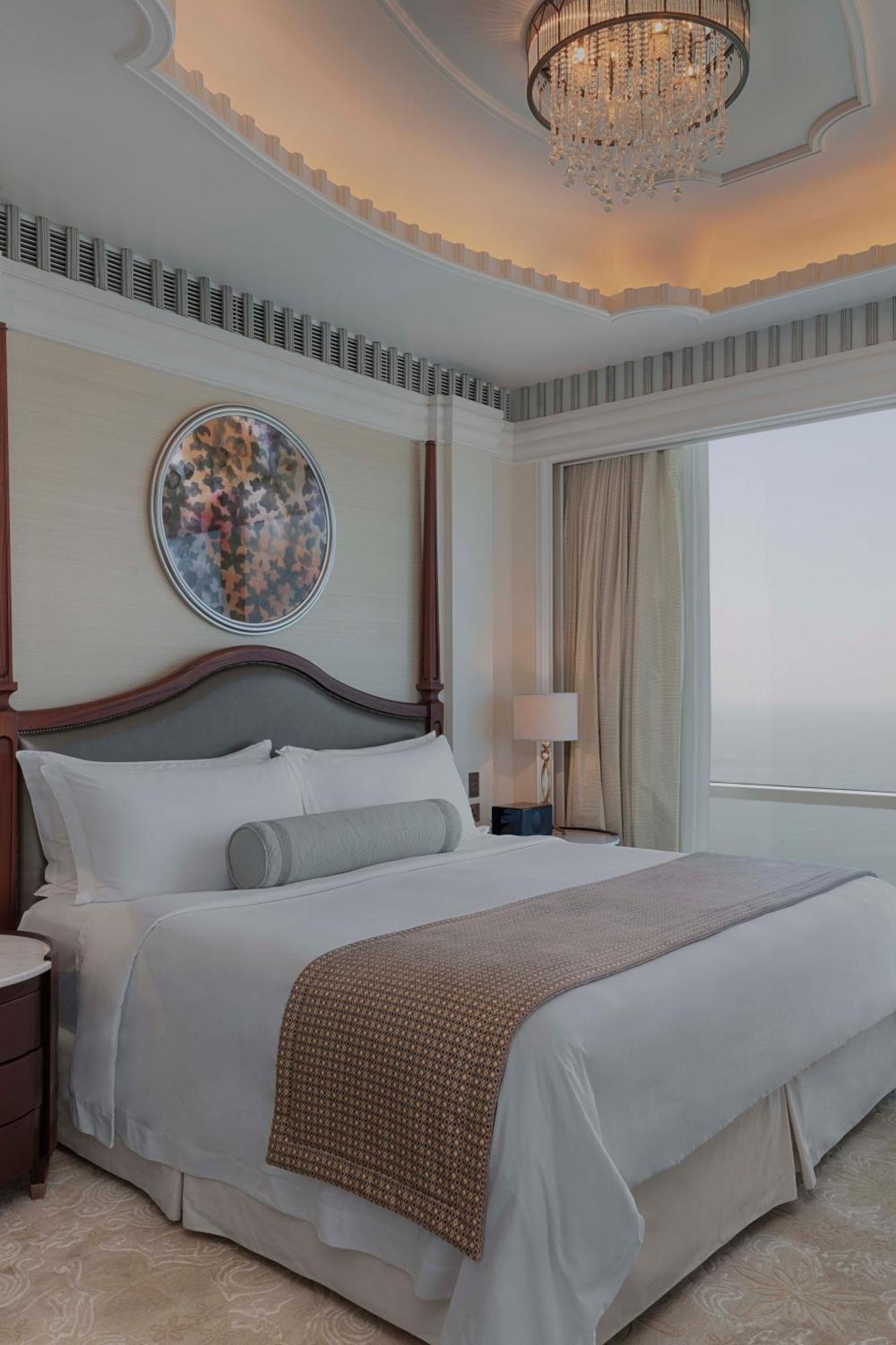Grand Deluxe Suite met 1 Slaapkamer met Kingsize Bed en Uitzicht op Zee