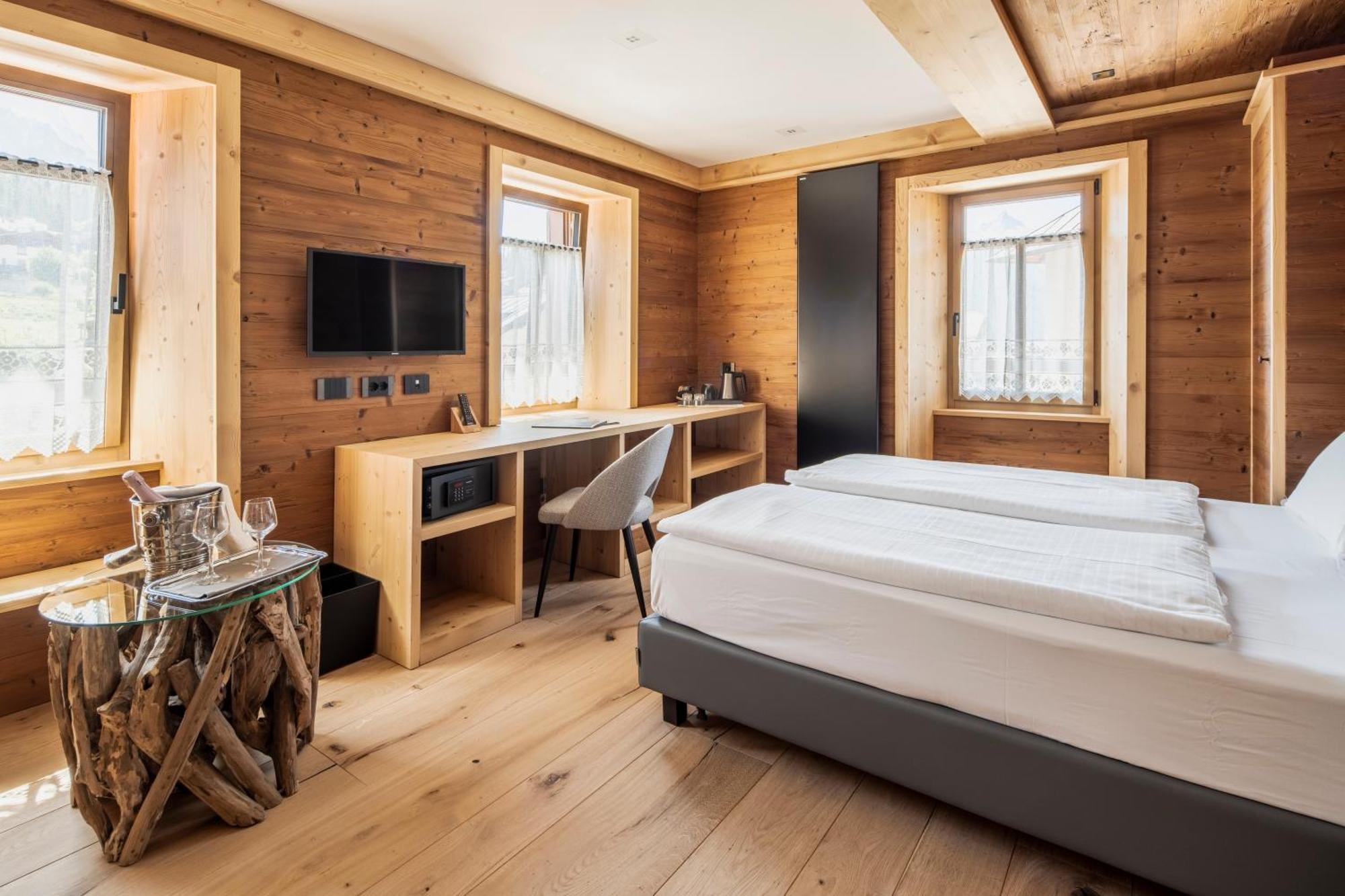 Superior Double or Twin Room