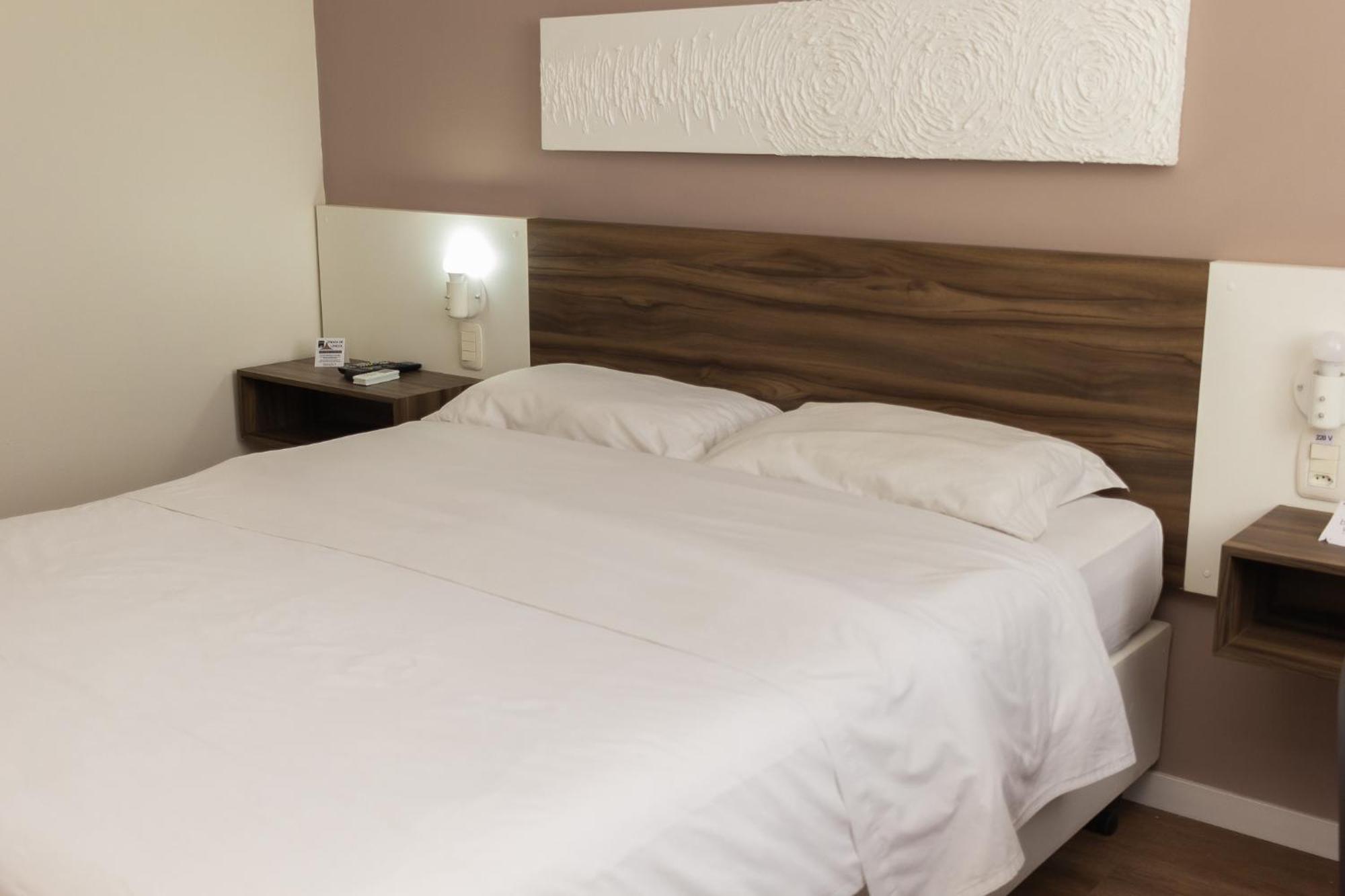 Superior Queen Room,1566958289:JPEG