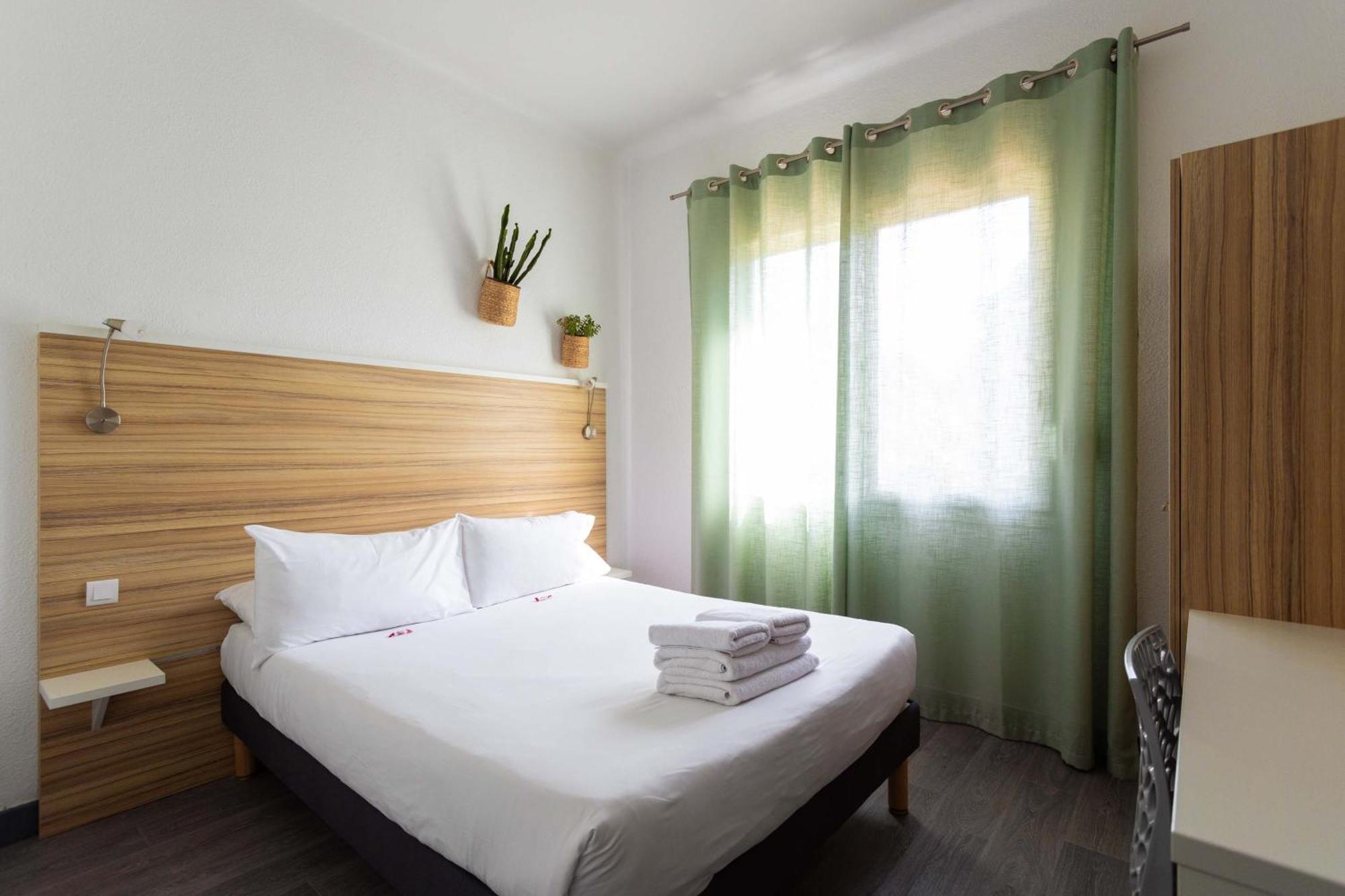 Chambre Double Économique (10 m²)