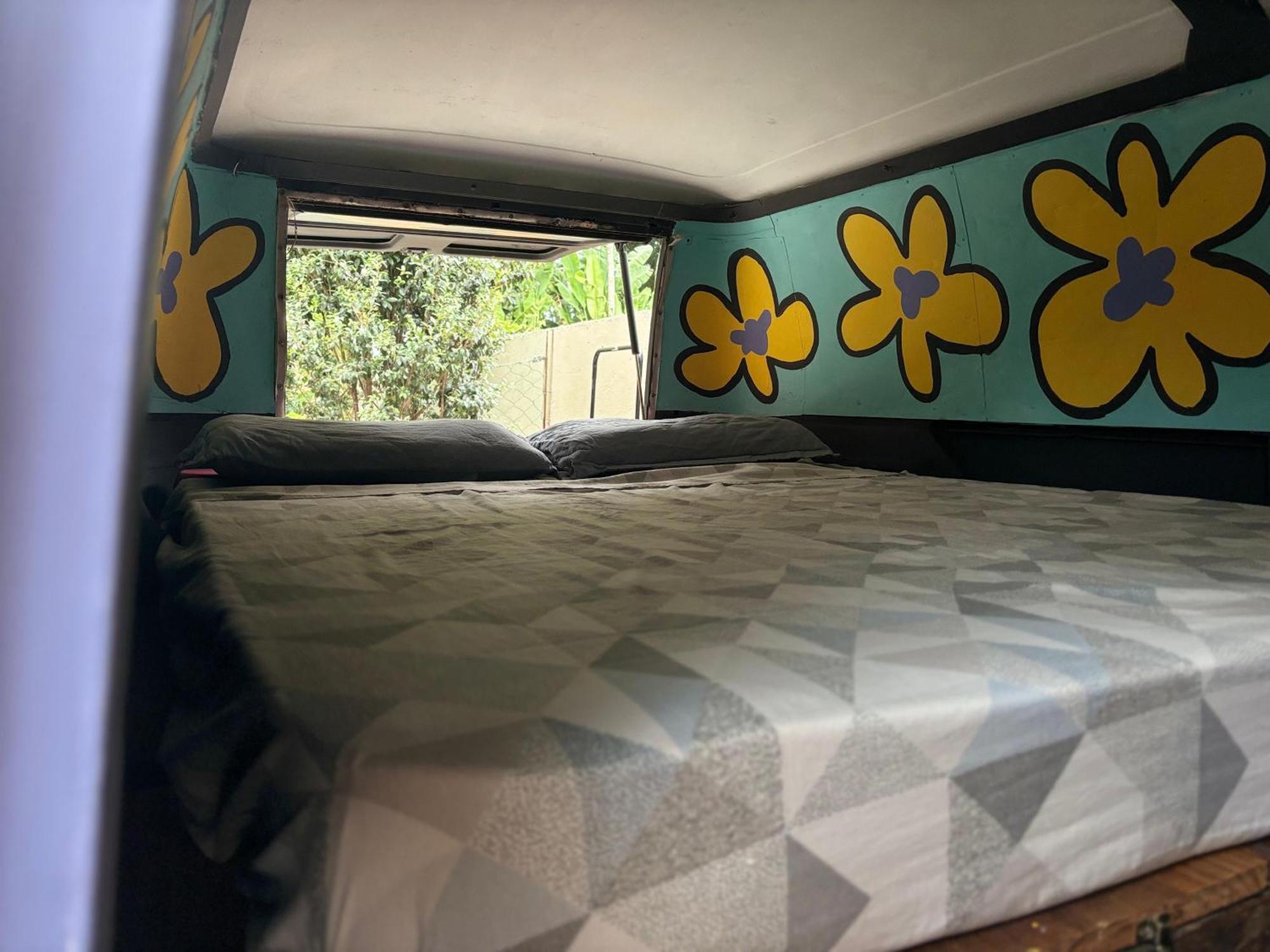 Caravan,1585477195:JPEG