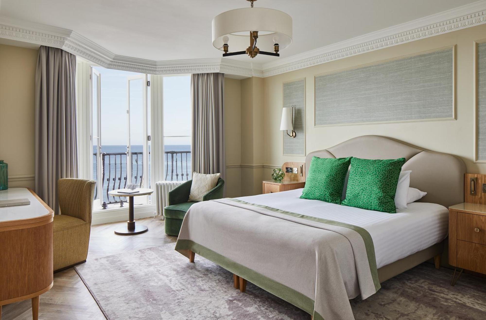 Feature Executive King with Sea View and Balcony,1586820804:JPEG