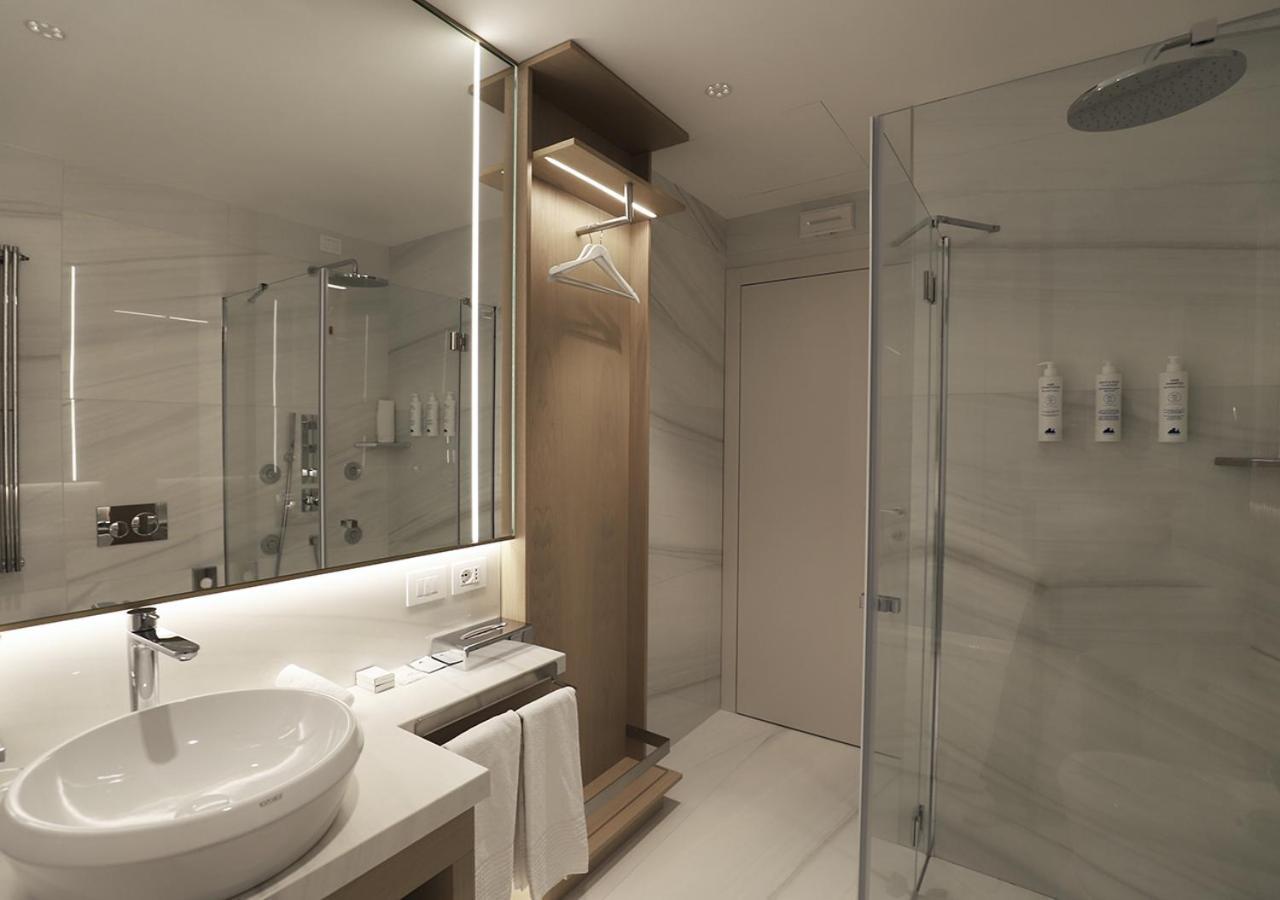 Wellness Junior Suite Lake View,1587500095:JPEG