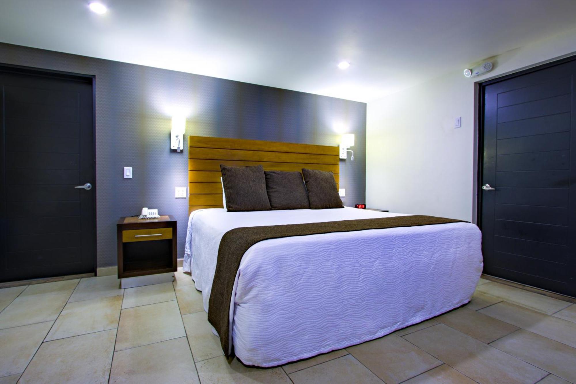 Junior Suite,1588584320:JPEG