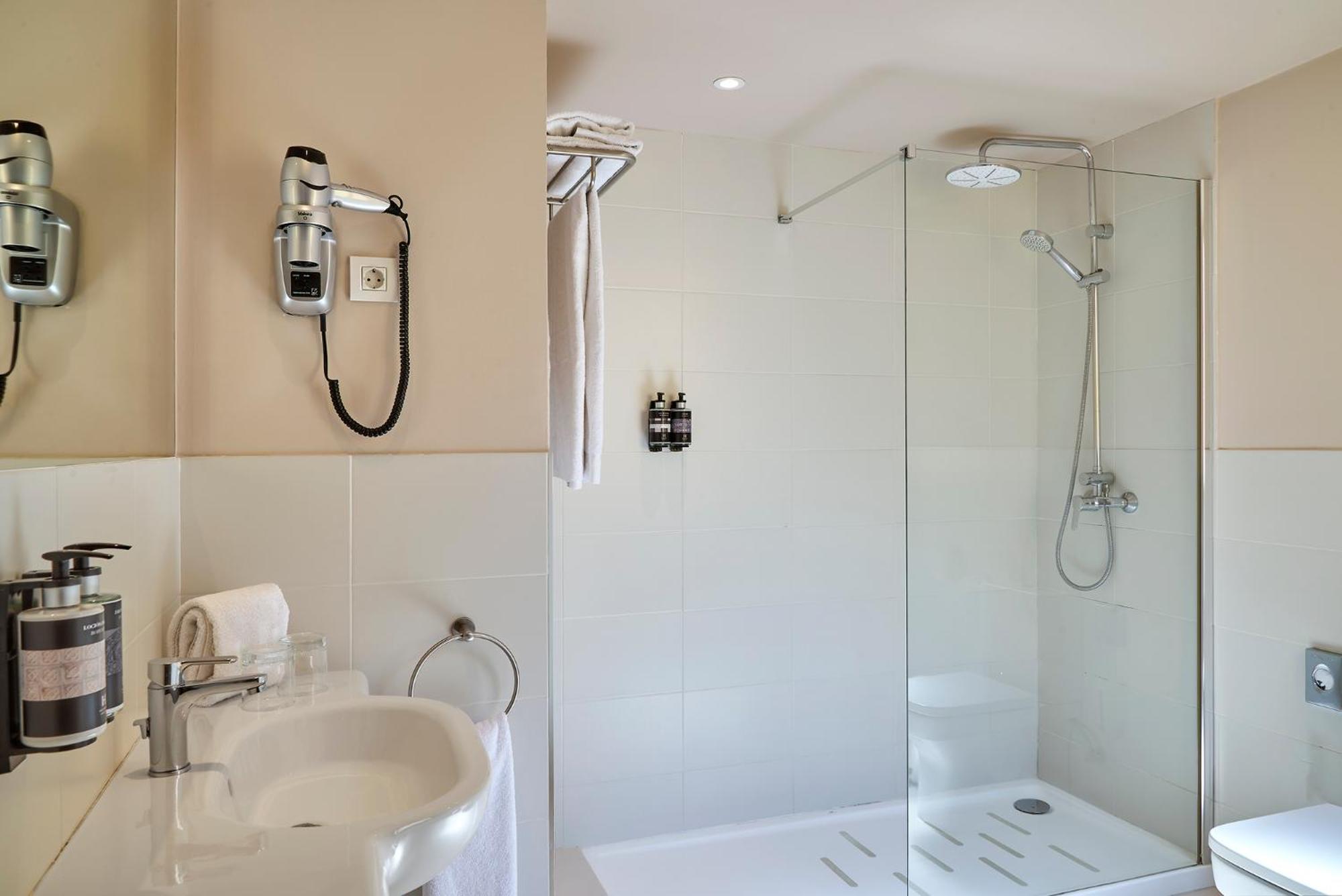 Comfort Double Room,1592872679:JPEG