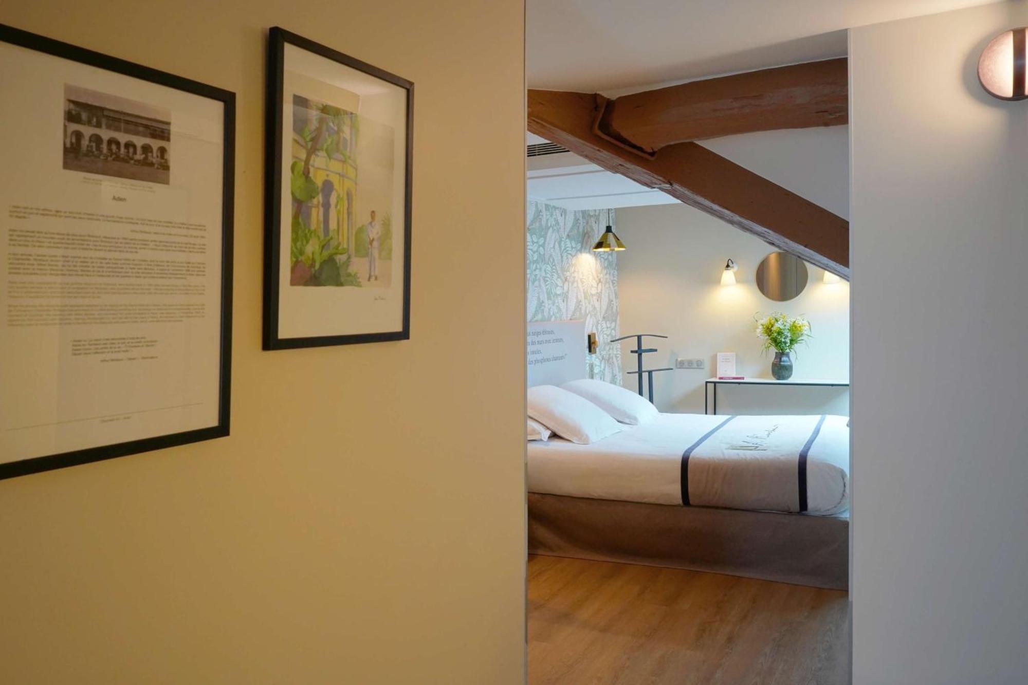 Junior Sutie met Queensize Bed en Slaapbank - Rookvrij