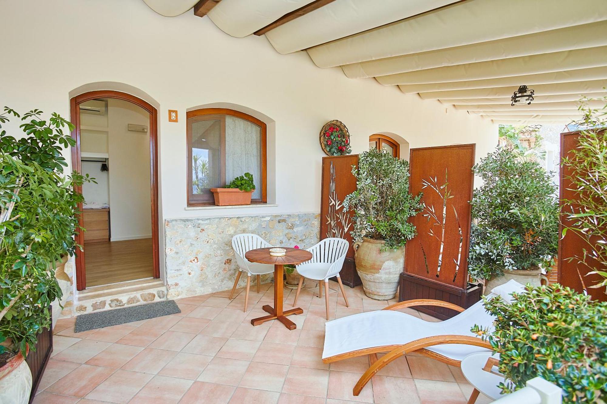 Standard Double Room,1604074670:JPEG