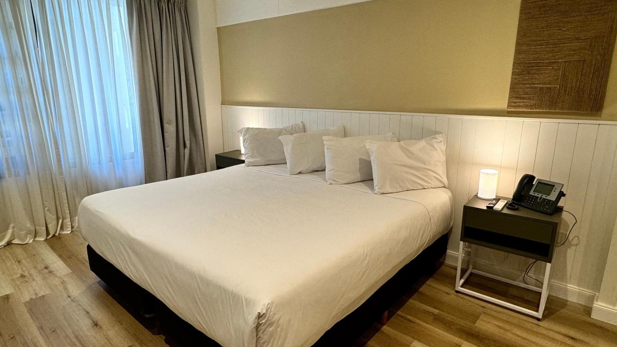 Quarto Queen Superior