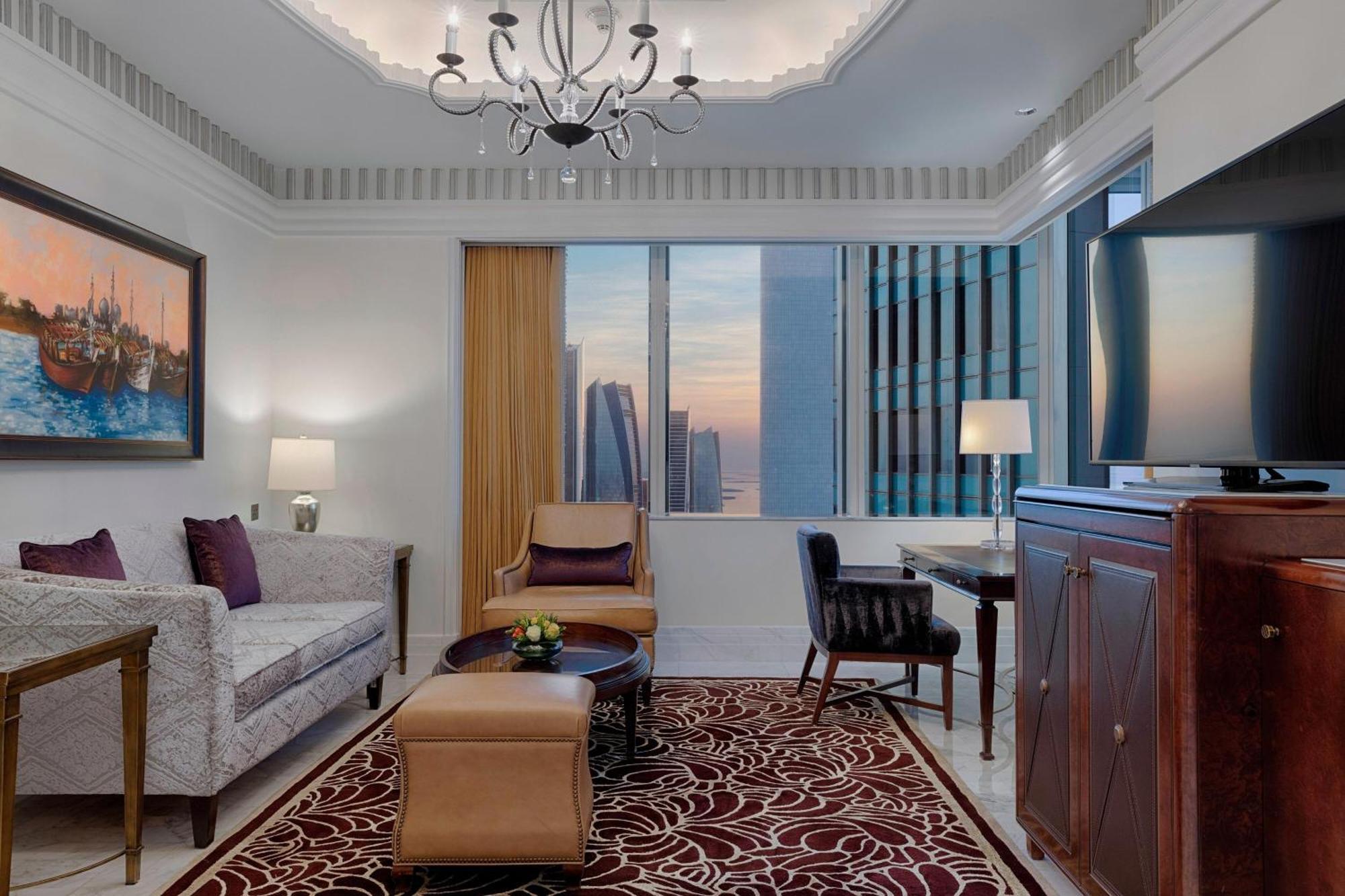 The St Regis Executive Suite met 1 Slaapkamer met Kingsize Bed