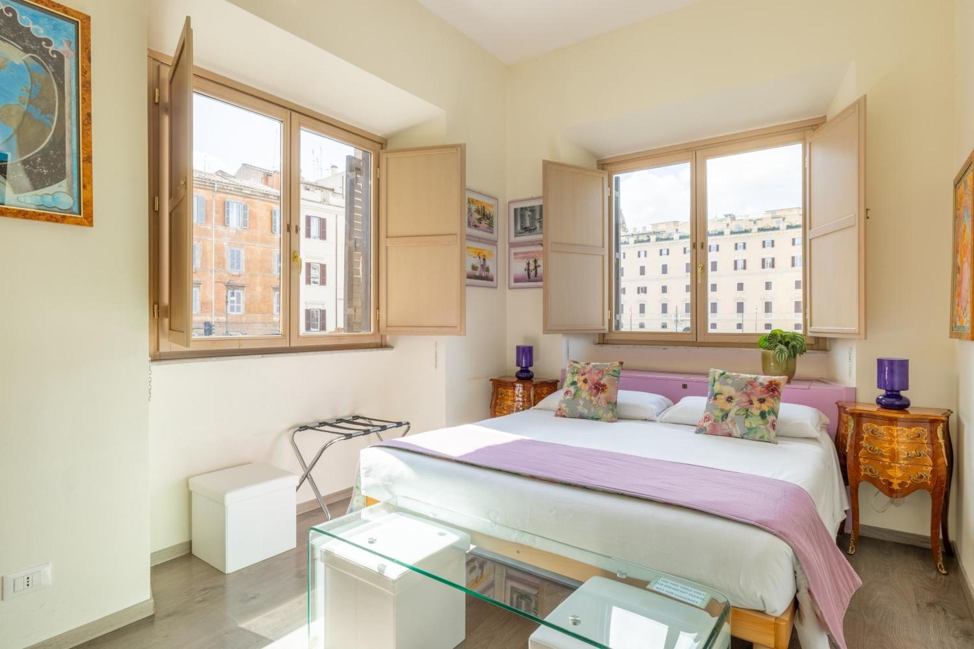Deluxe Double or Twin Room City View