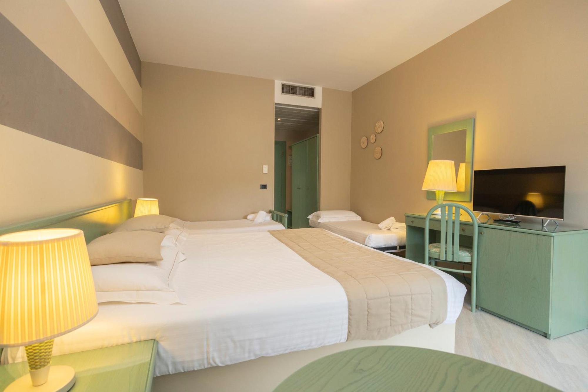 Quadruple Room,1617463562:JPEG