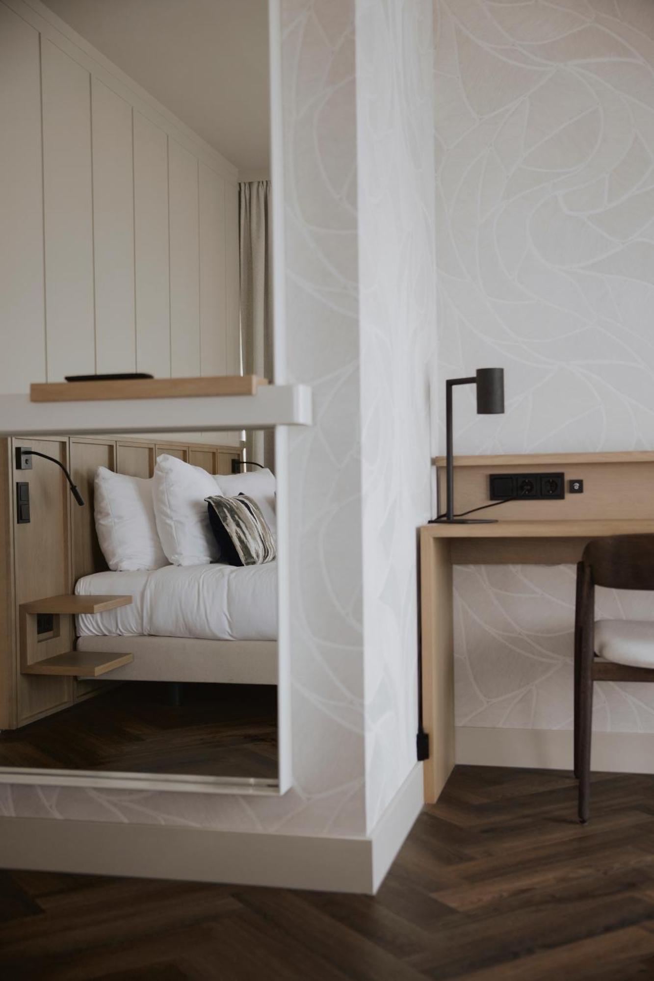 Deluxe Tweepersoonskamer met 1 of 2 Bedden en Uitzicht op het Meer