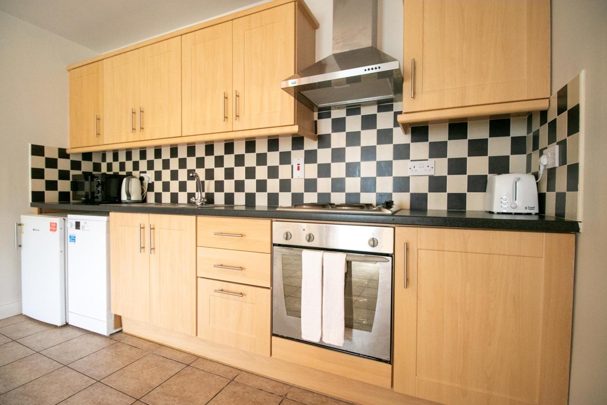 Doolin Town Centre Three-Bedroom House,1624783108:JPEG
