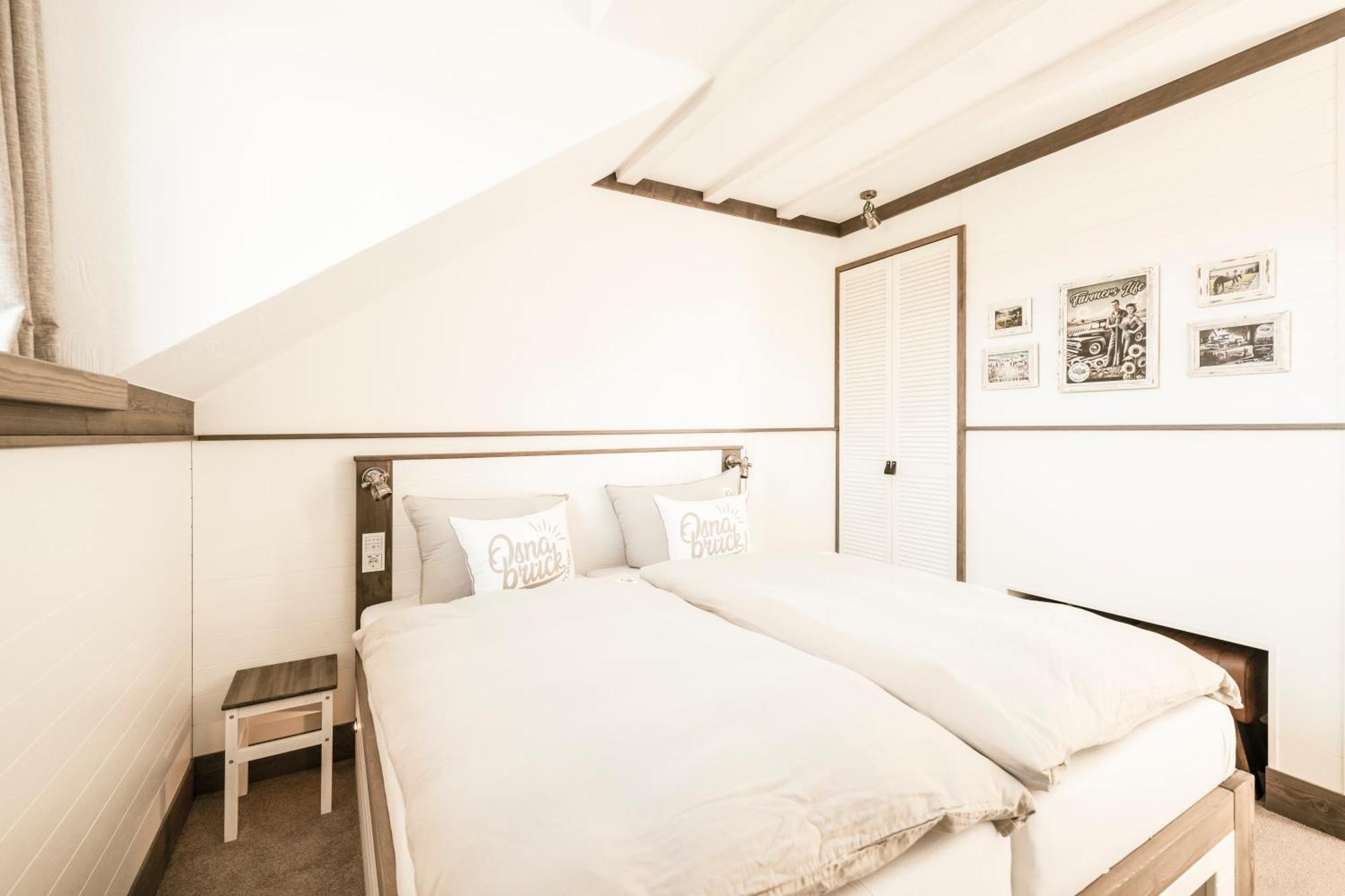 Double Room,1625226201:JPEG