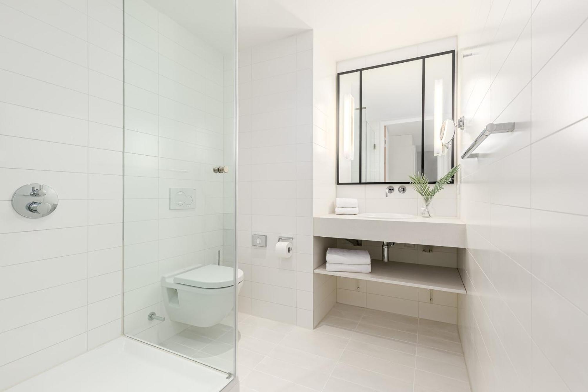 Superior Queen Room,1627218665:JPEG