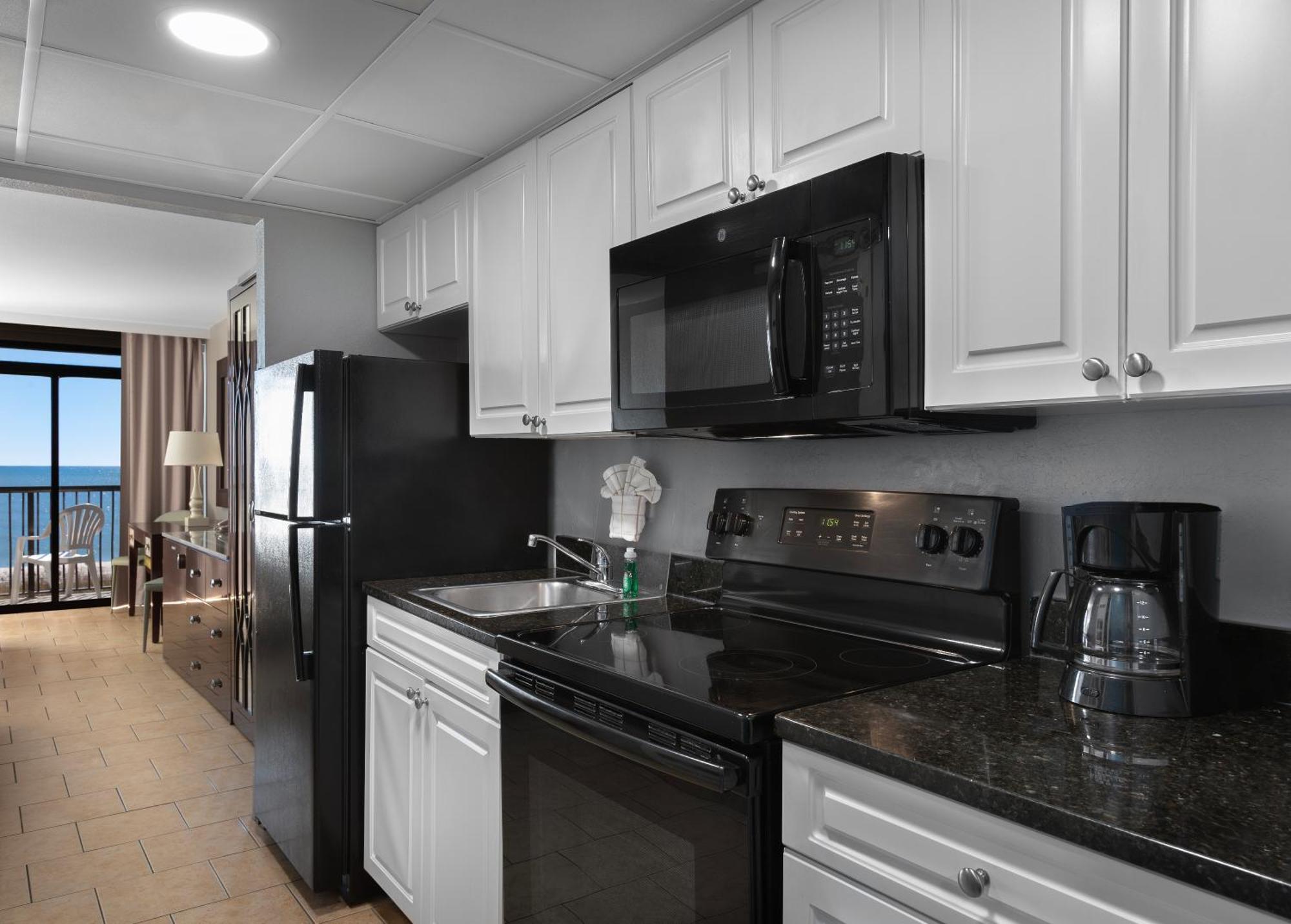 Premium King Efficiency Room - Ocean Front,1697938086:JPEG