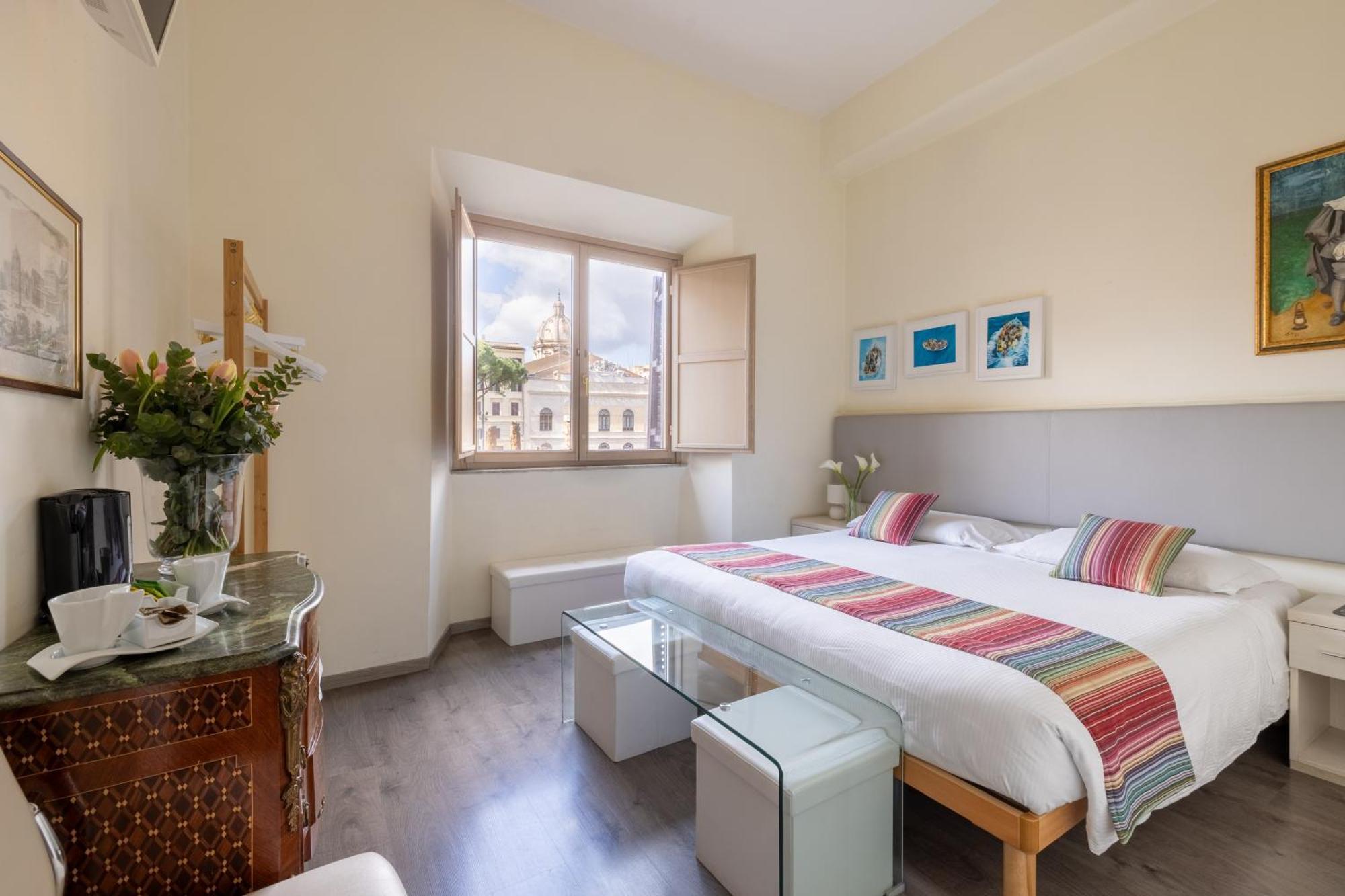 Deluxe Double or Twin Room City View