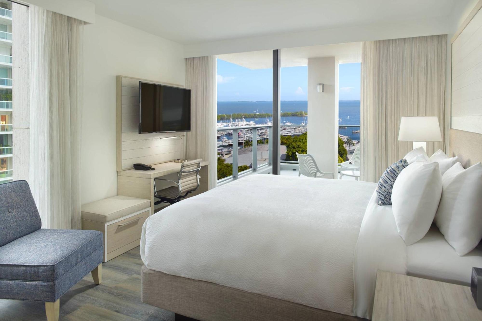King Room Bay View,1632214732:JPEG