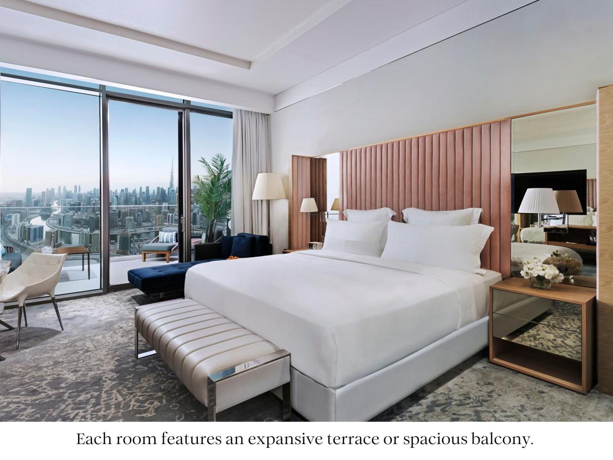 Signature Kamer met Kingsize Bed en Uitzicht op Burj Khalifa
