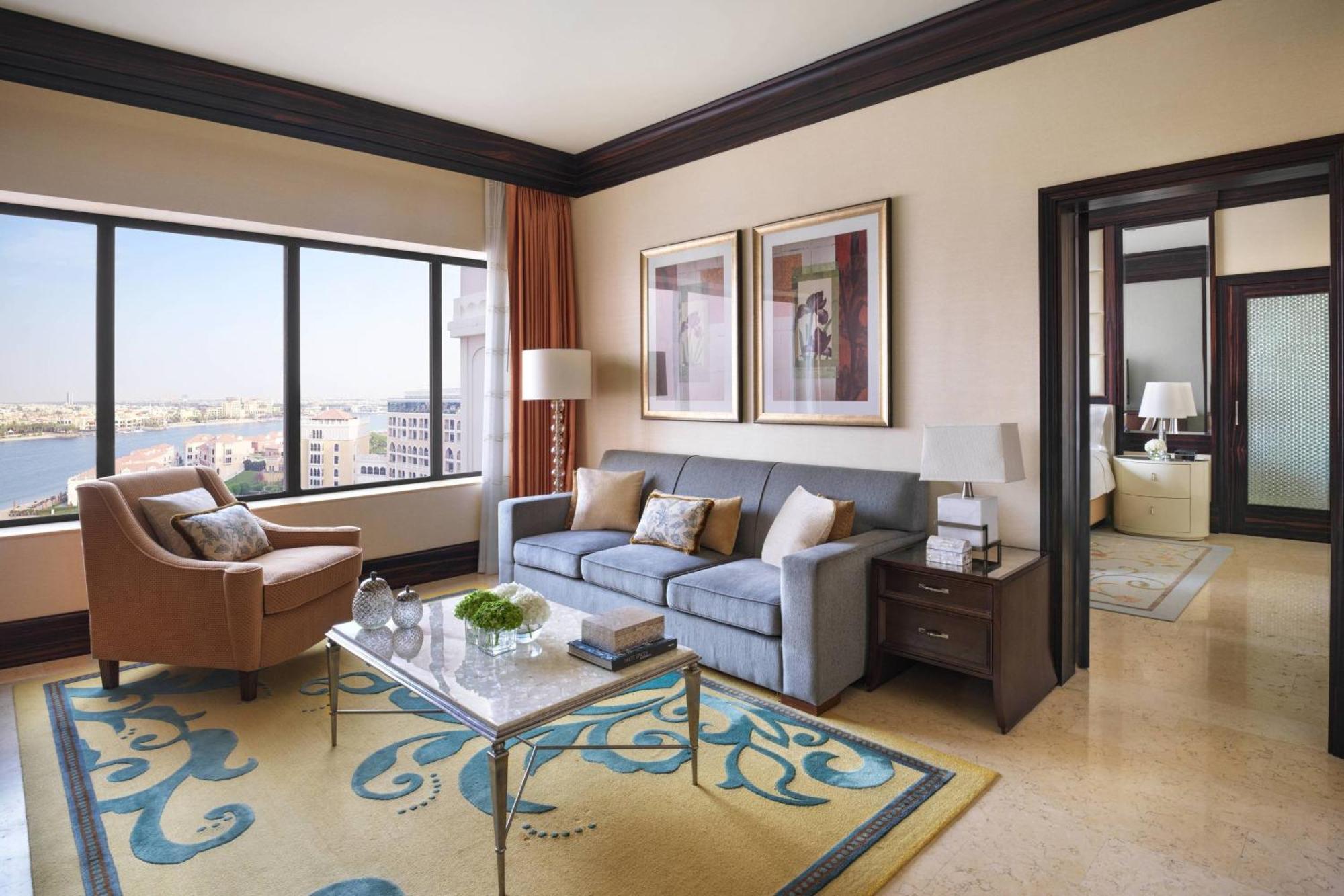 Junior Suite 1 Bedroom Junior Suite 1 King