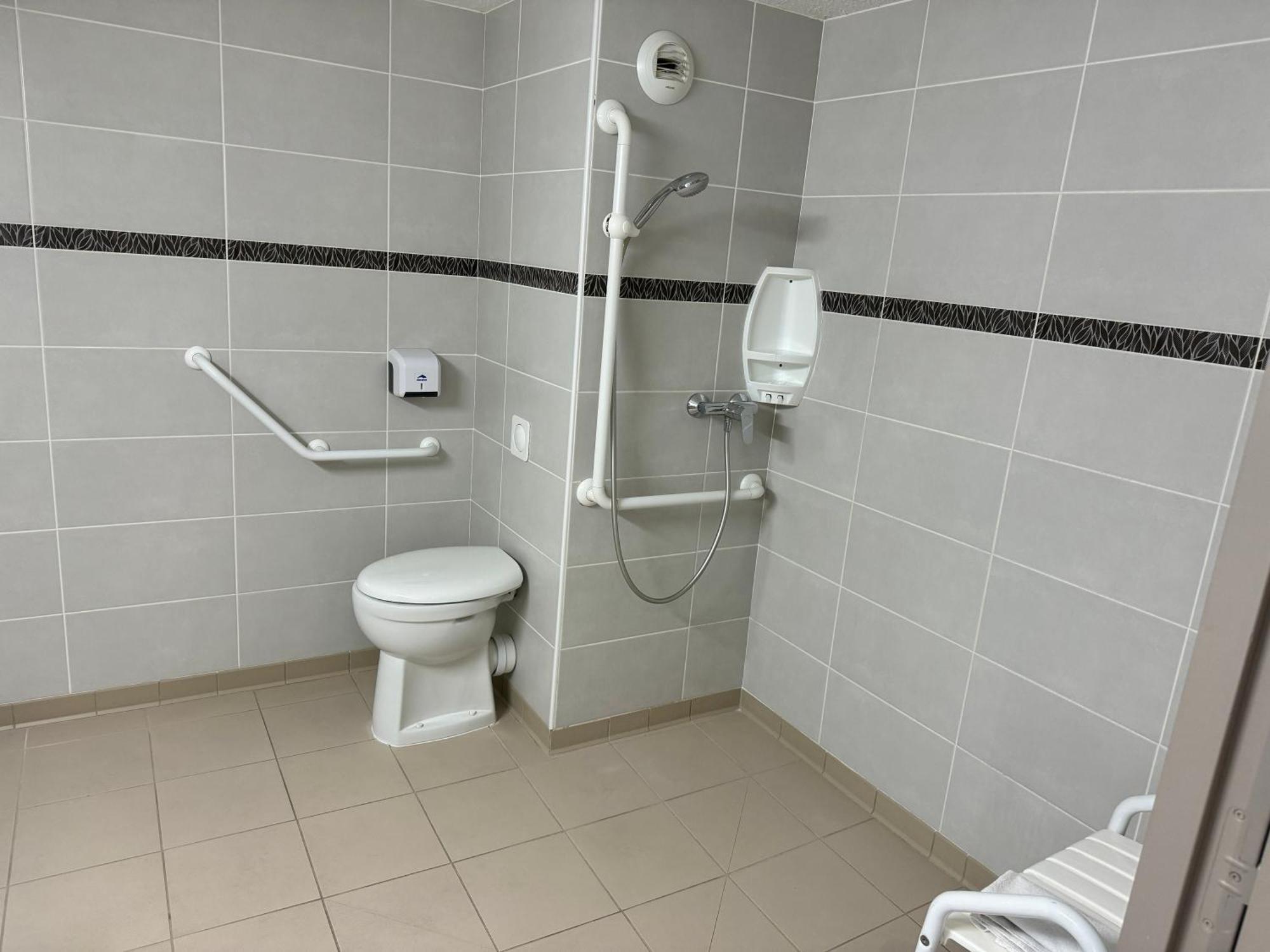 Standard Double Room - Disability Access