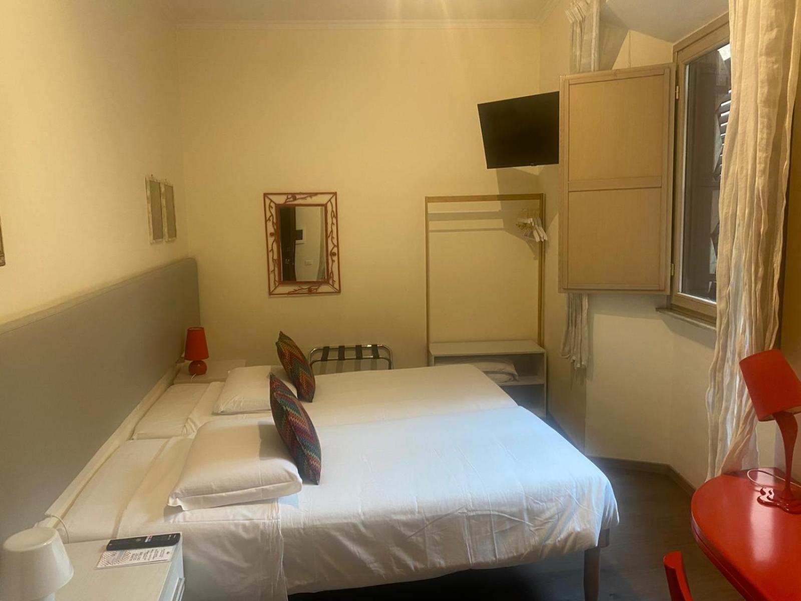 Deluxe Double or Twin Room City View