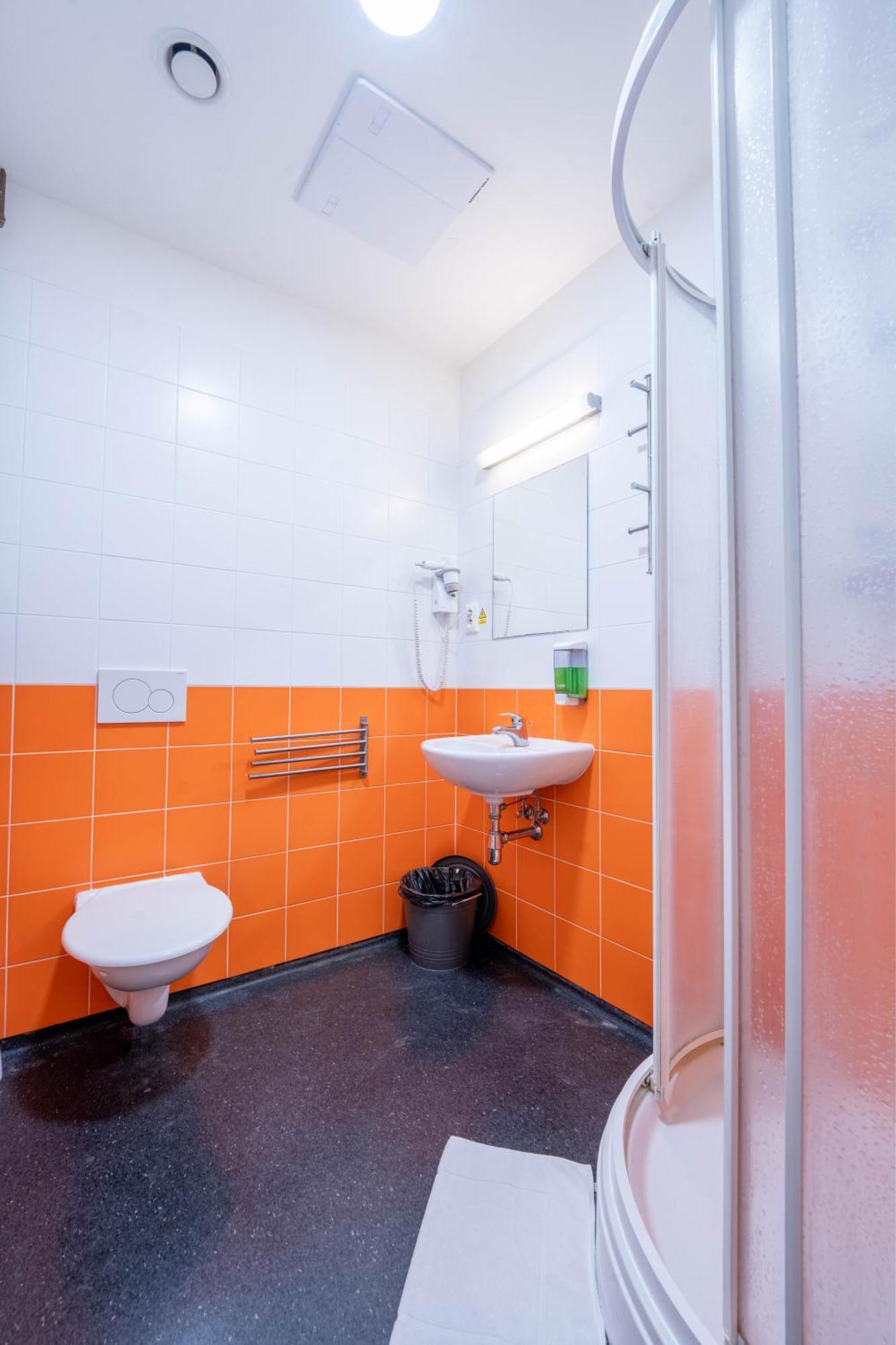 Eenpersoonskamer met Eigen Badkamer