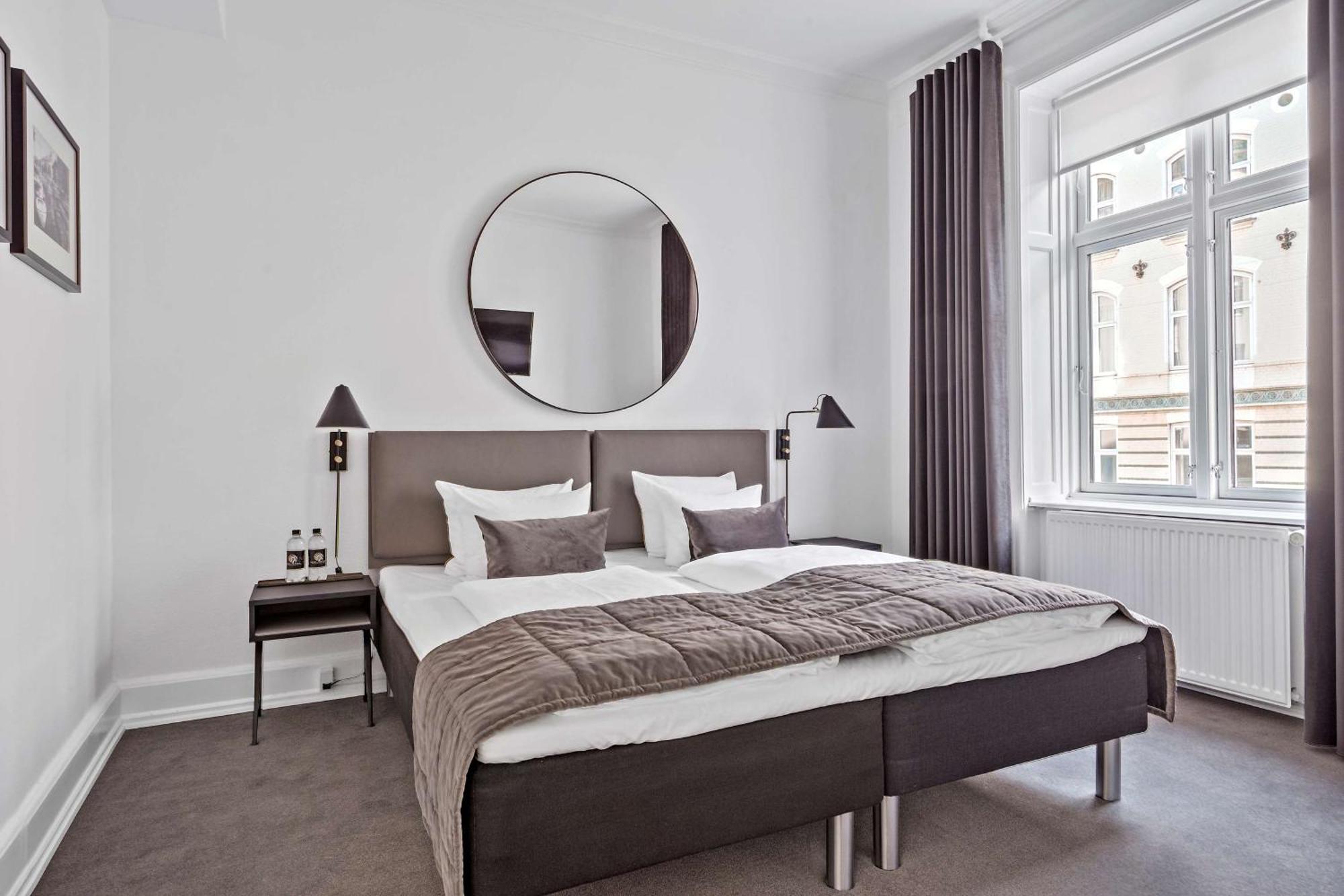 Quarto King Família com Sofá-Cama