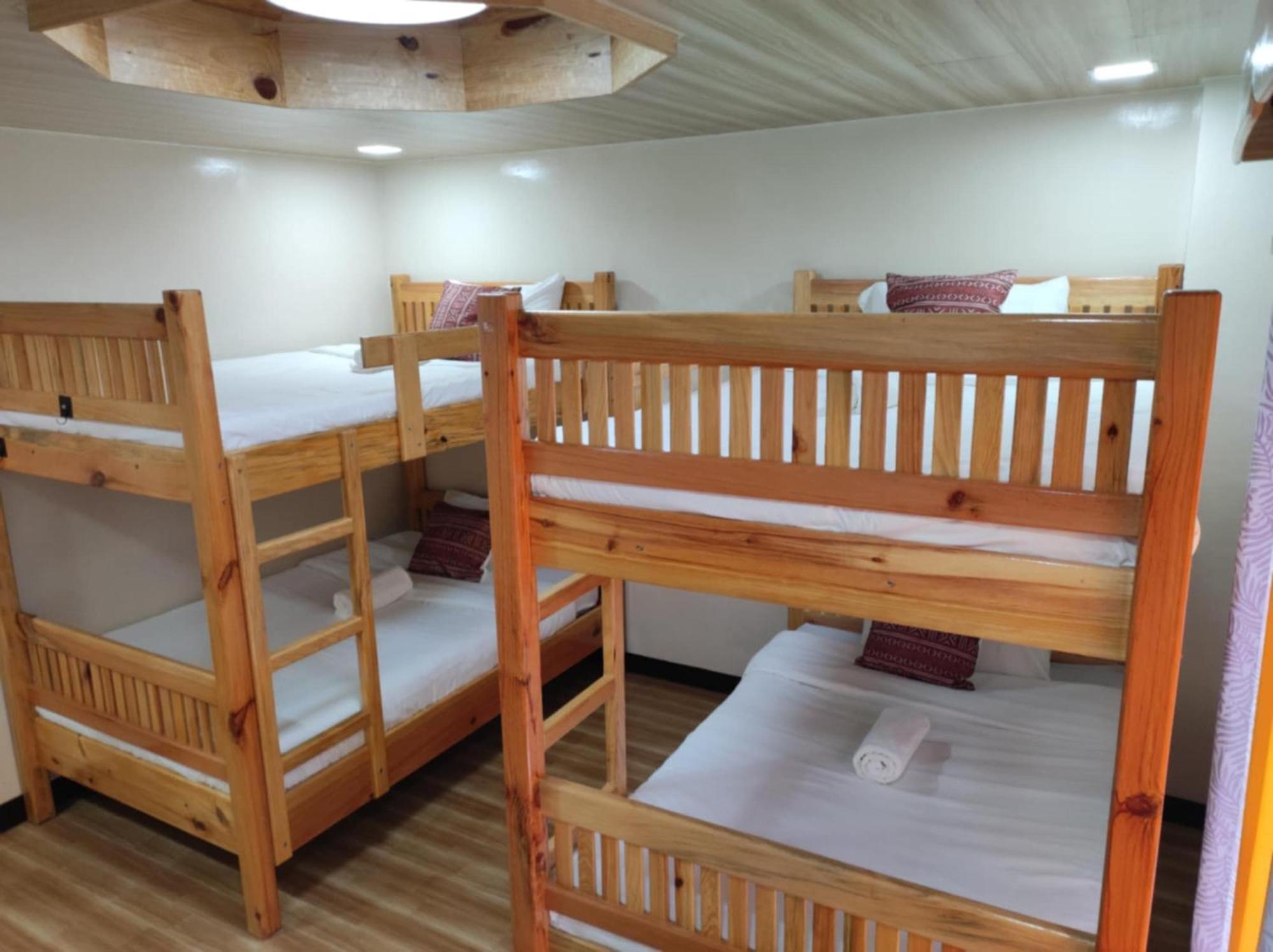 Mixed Dormitory Room,1659711160:JPEG