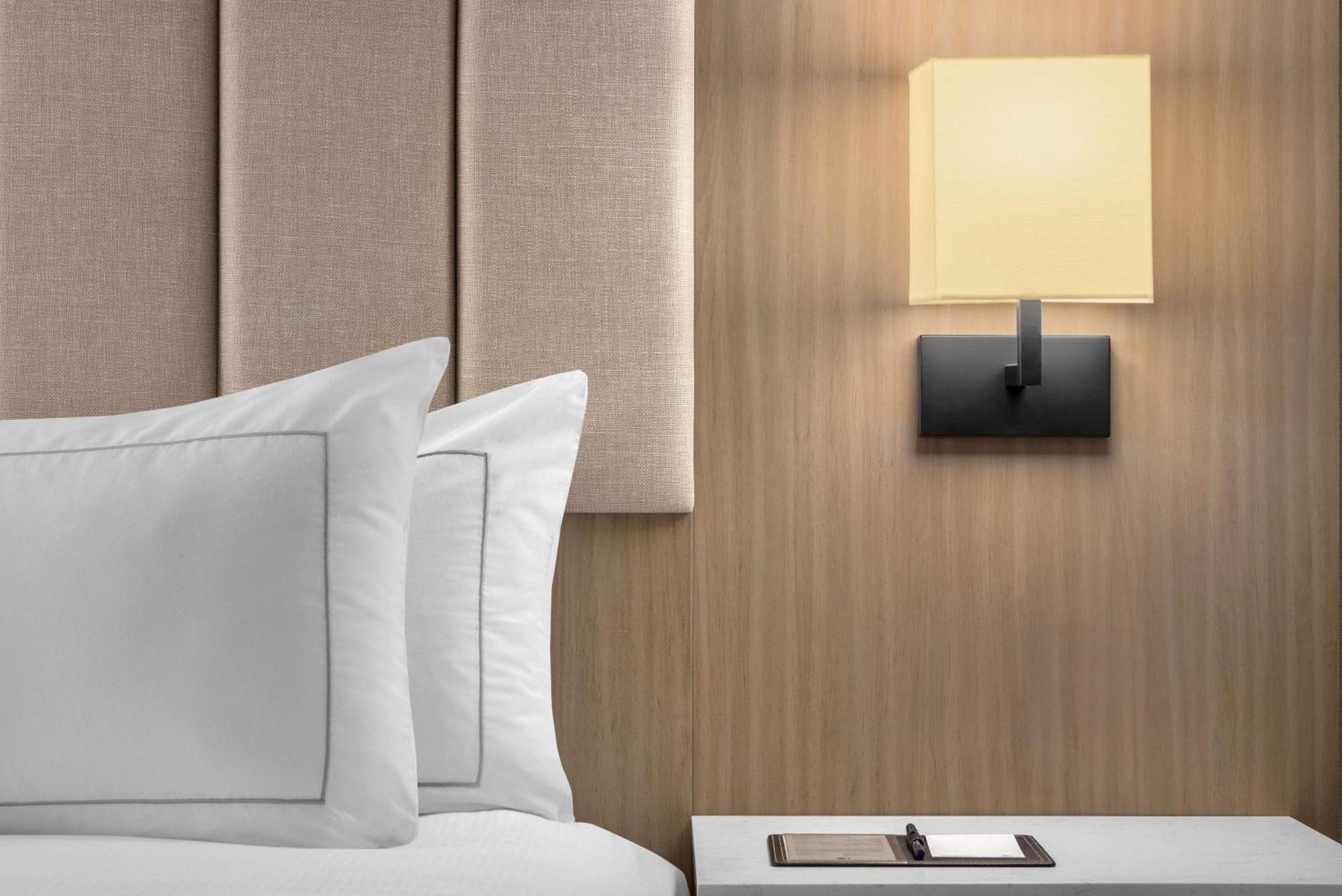 Deluxe Queen Room with Two Queen Beds,1661110769:JPEG