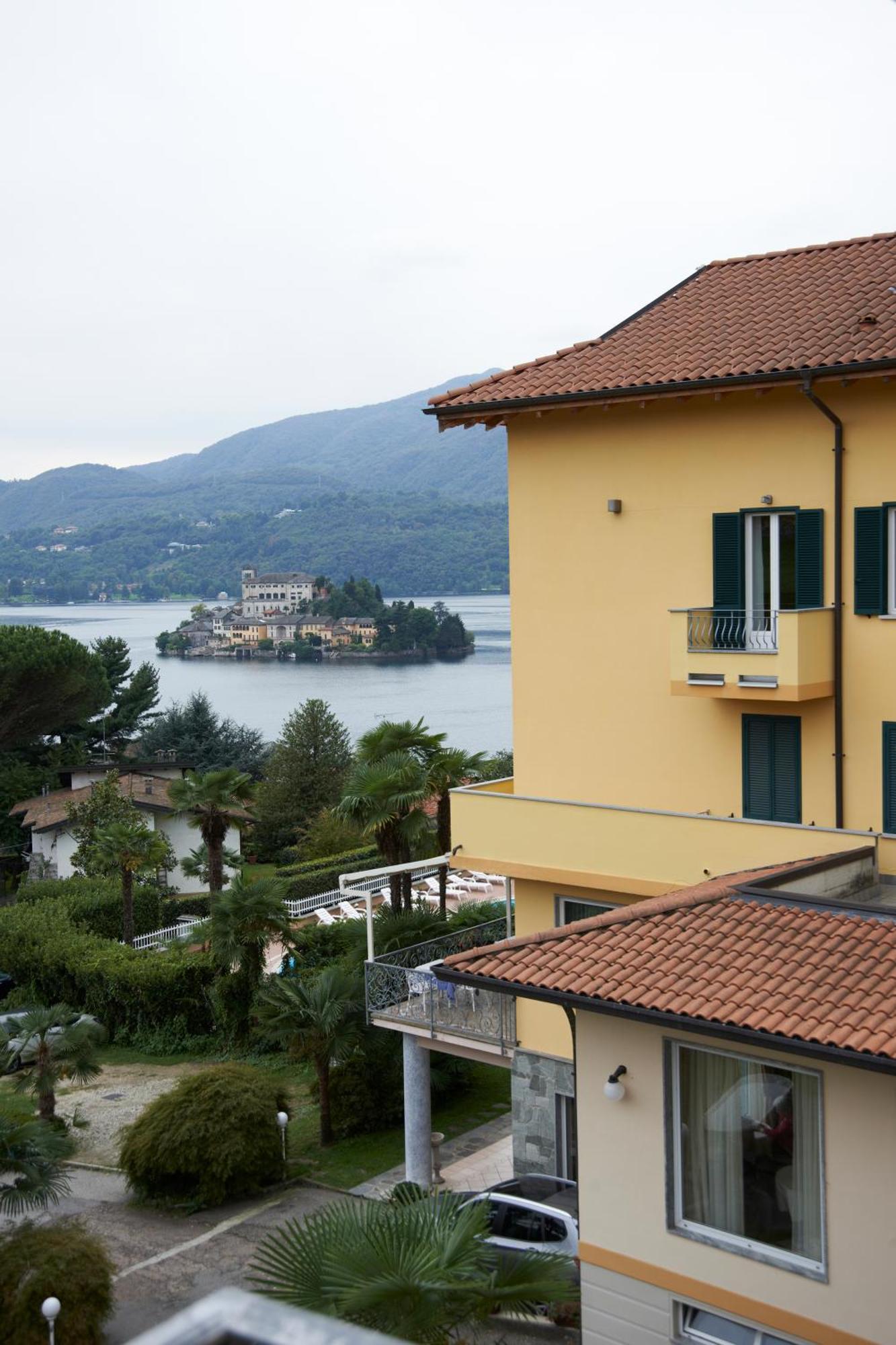 Double Room Partial Lake View