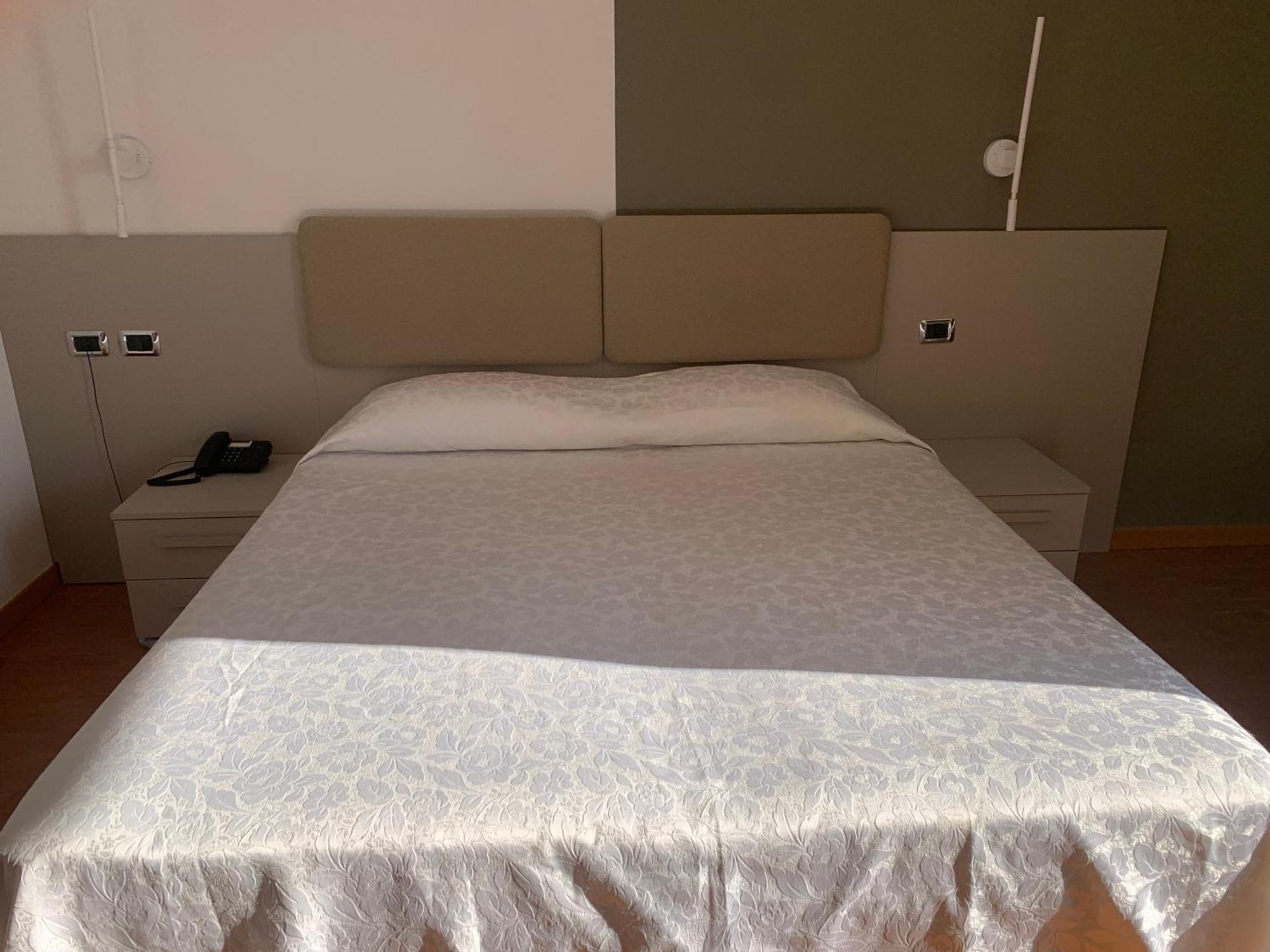 Double Room Lake View